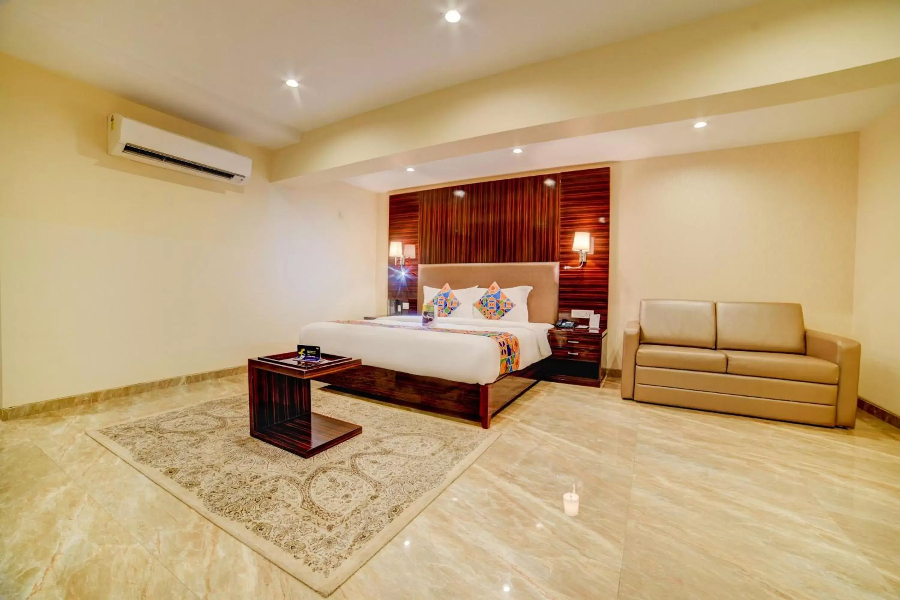 Bed in Fabhotel Prime Sarala Crown - 500M From Calangute Beach Bed in Fabhotel Prime Sarala Crown - 500M From Calangute Beach