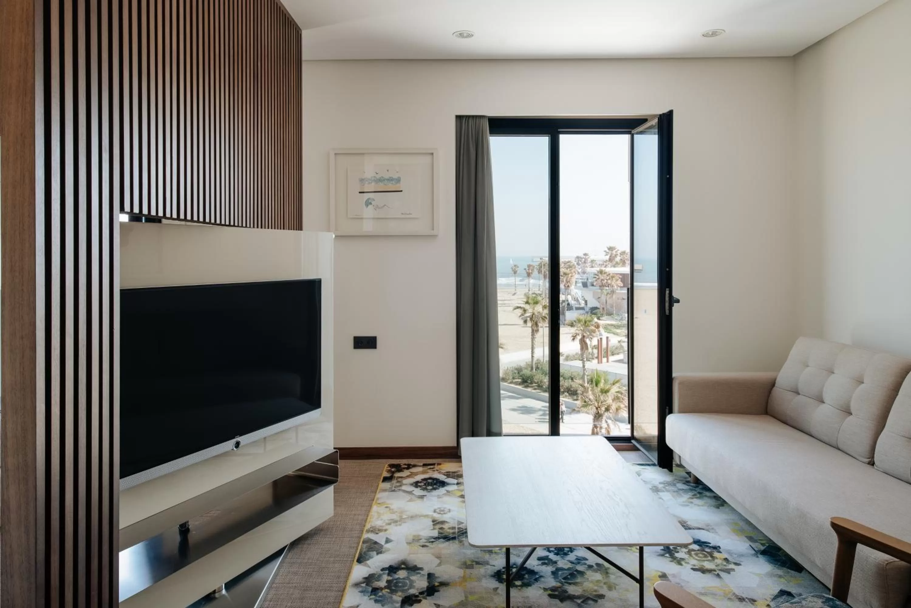 TV and multimedia in Hotel Neptuno Playa & Spa