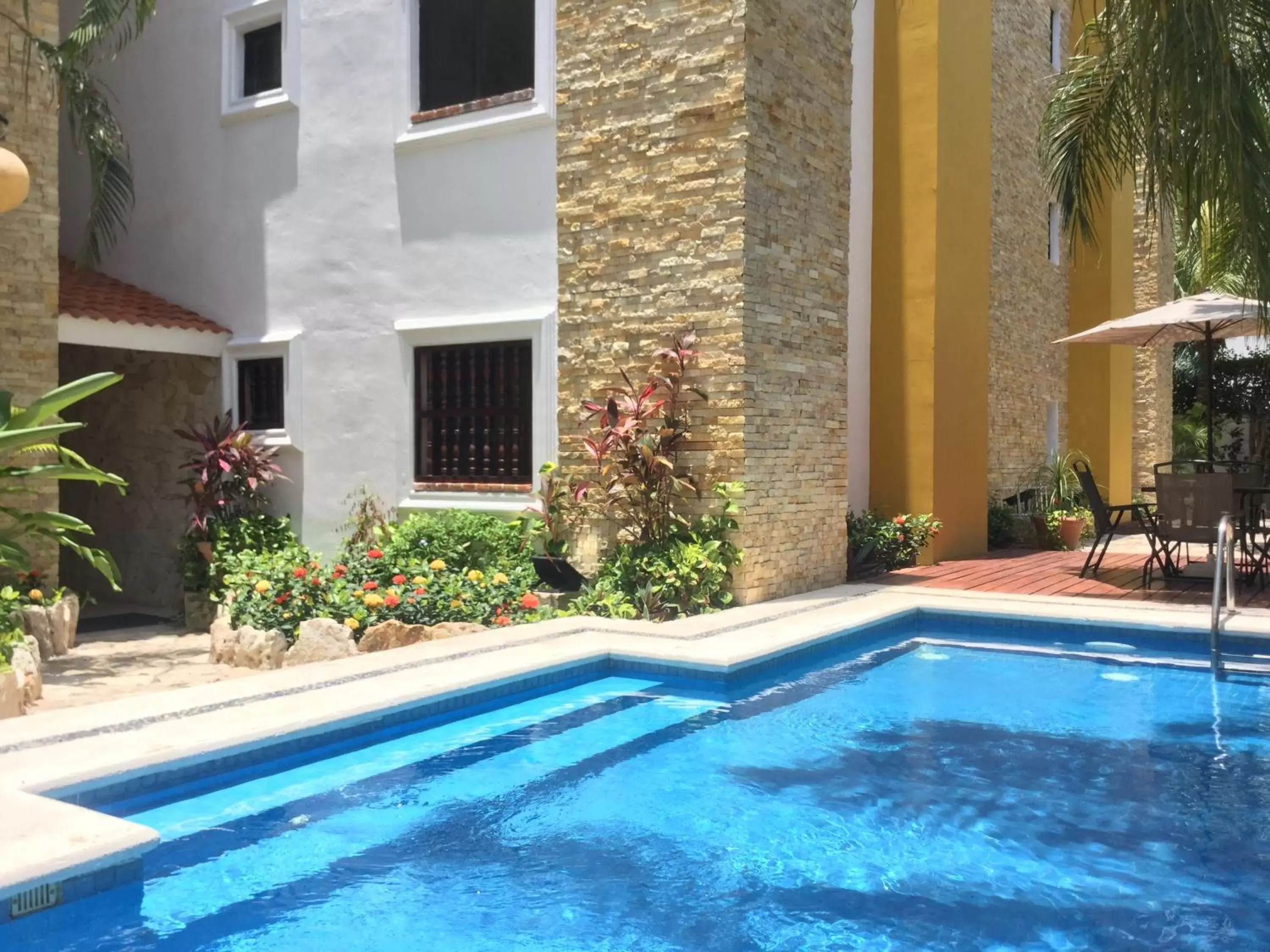 Swimming Pool in Hotel Las Golondrinas