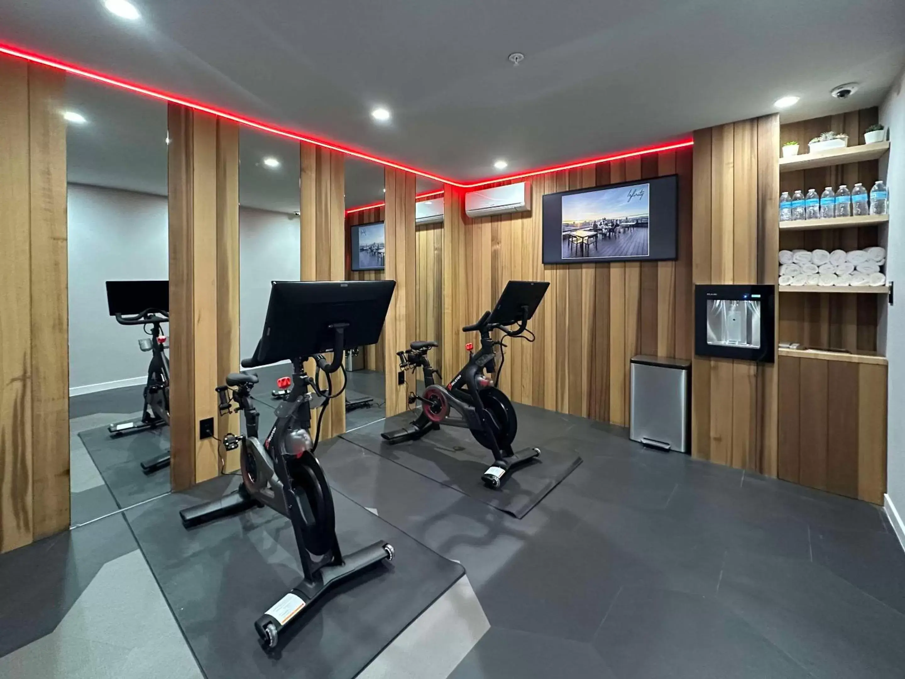 Fitness centre/facilities, Fitness Center/Facilities in Infinity Hotel SF, Ascend Hotel Collection
