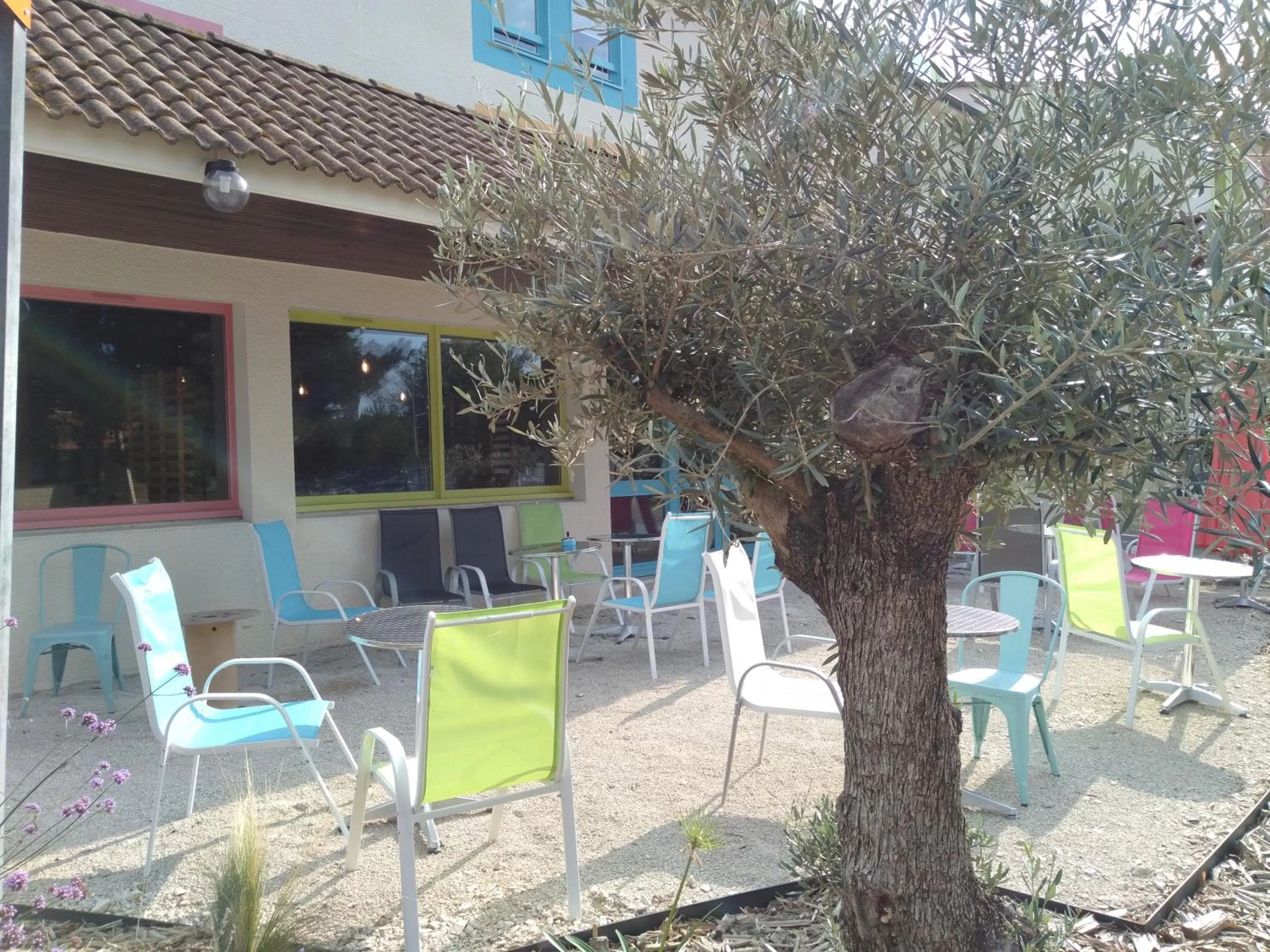 Balcony/Terrace in Urban Style Arl HOTEL