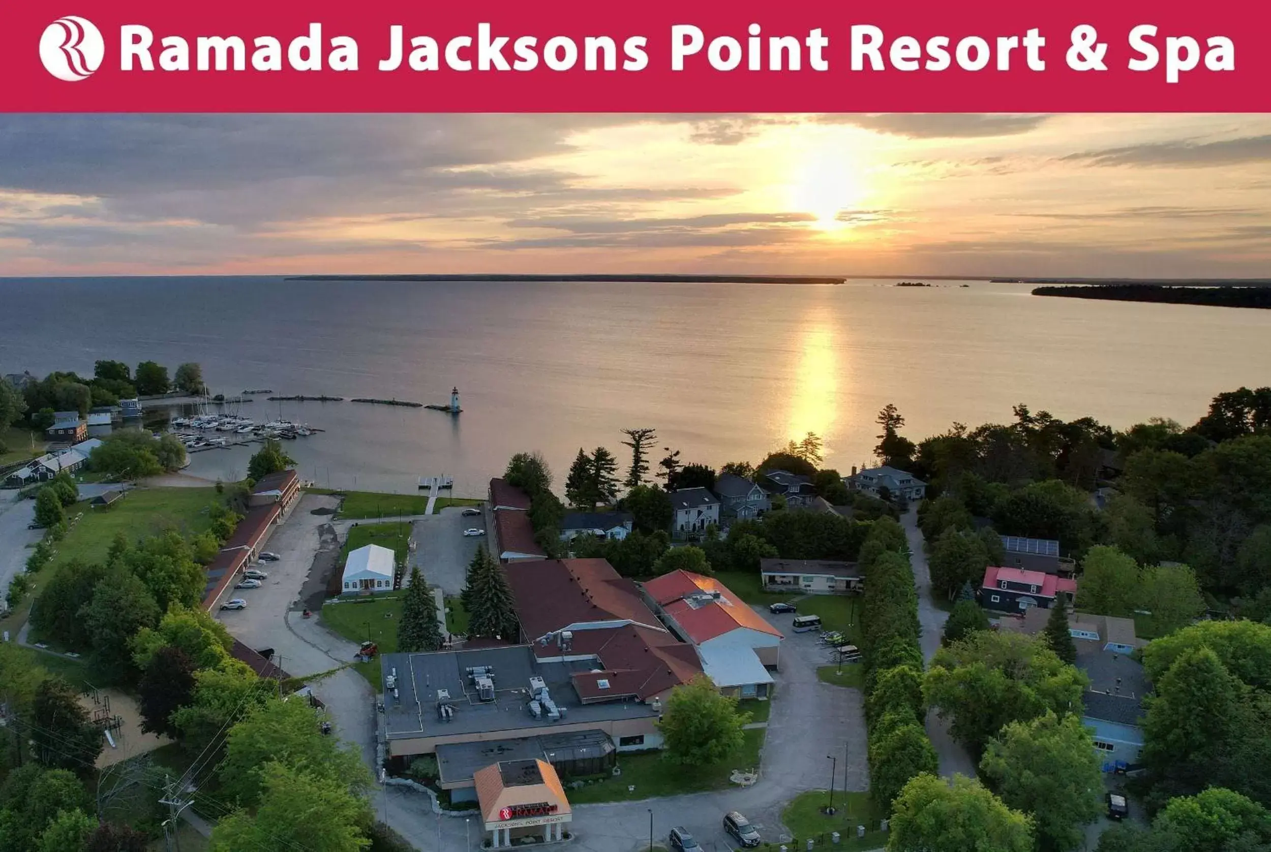 Property building, Bird's-eye View in Ramada by Wyndham Jacksons Point