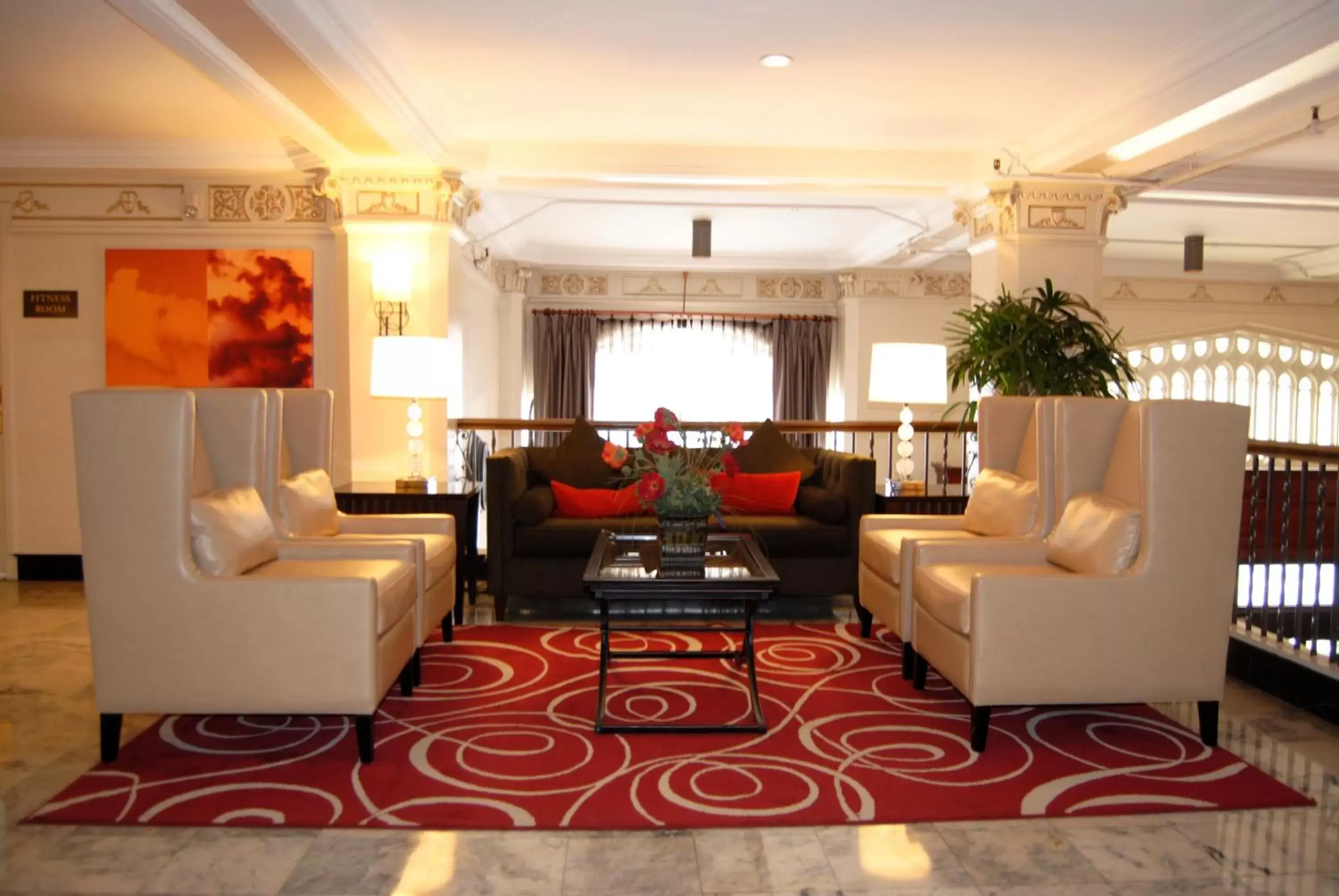 Communal lounge/ TV room, Lobby/Reception in The Pickwick Hotel San Francisco