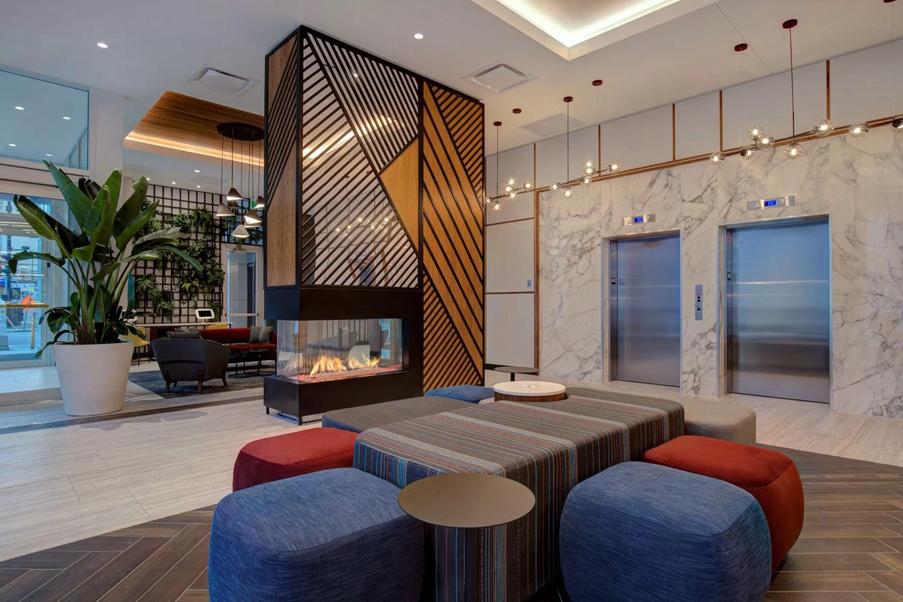 Lobby or reception in Homewood Suites By Hilton Montreal Downtown