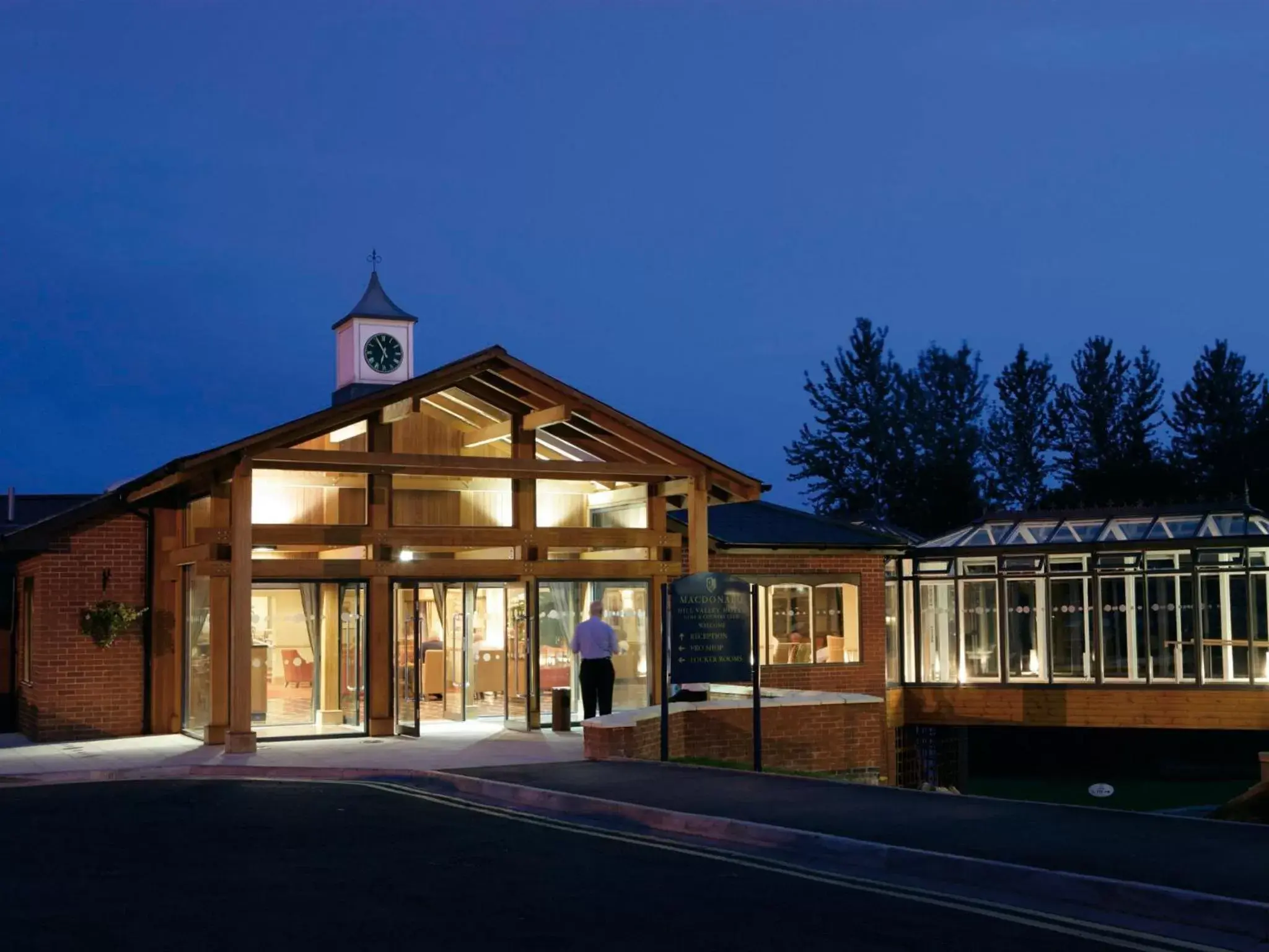 Facade/entrance, Property Building in Macdonald Hill Valley Hotel Golf & Spa