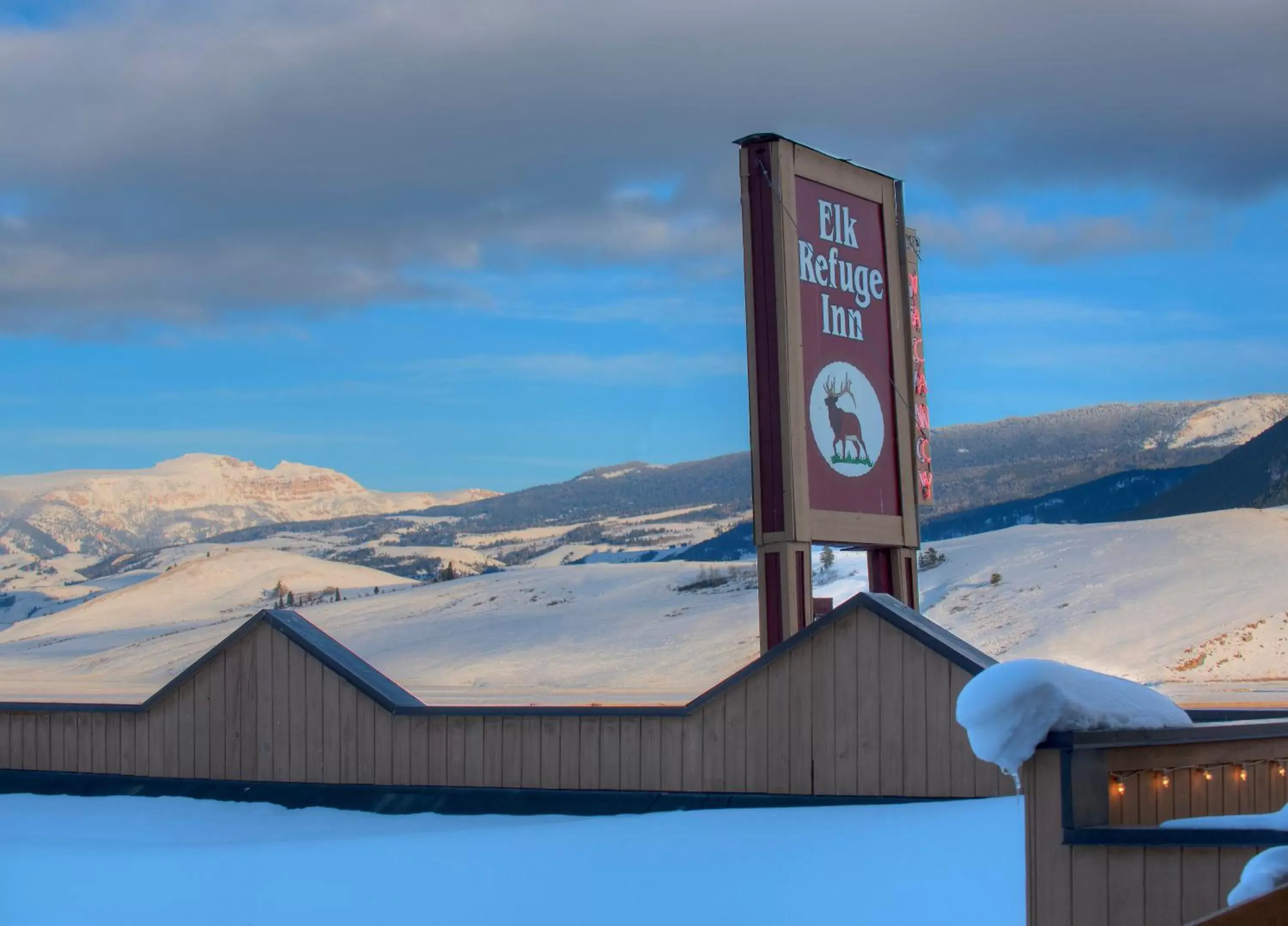 Property logo or sign, Winter in Elk Refuge Inn