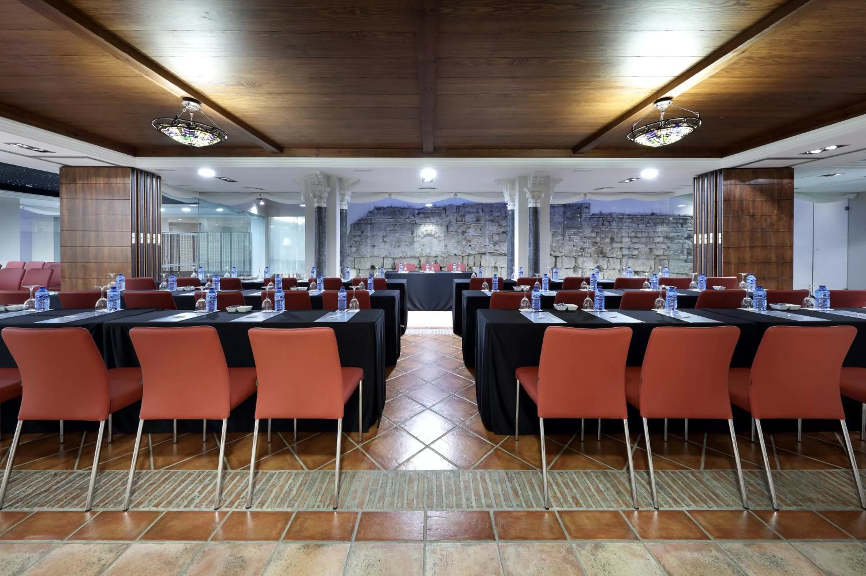 Banquet/Function facilities in Eurostars Conquistador