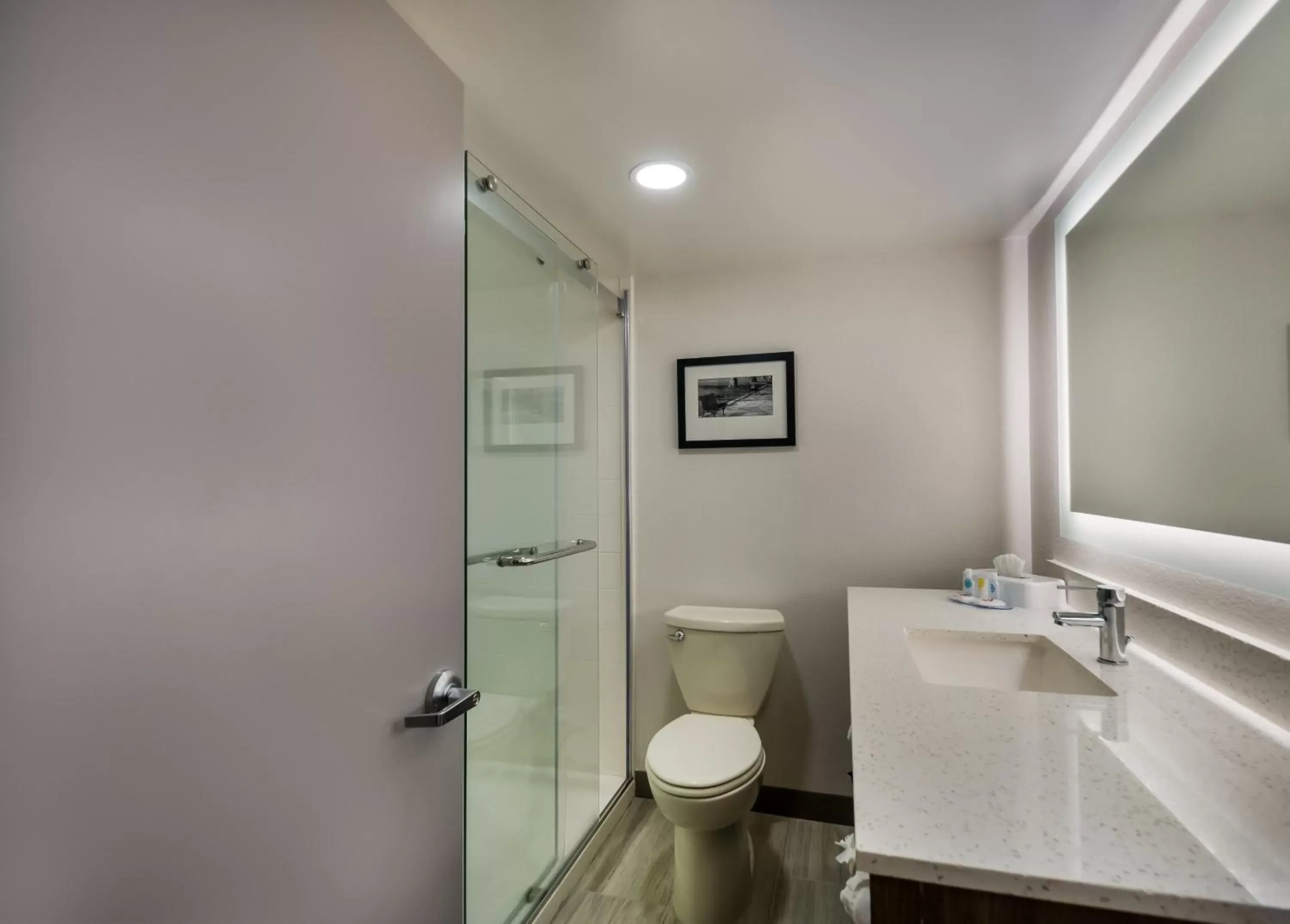 Bathroom in Comfort Inn Falls Church - Tysons Corner