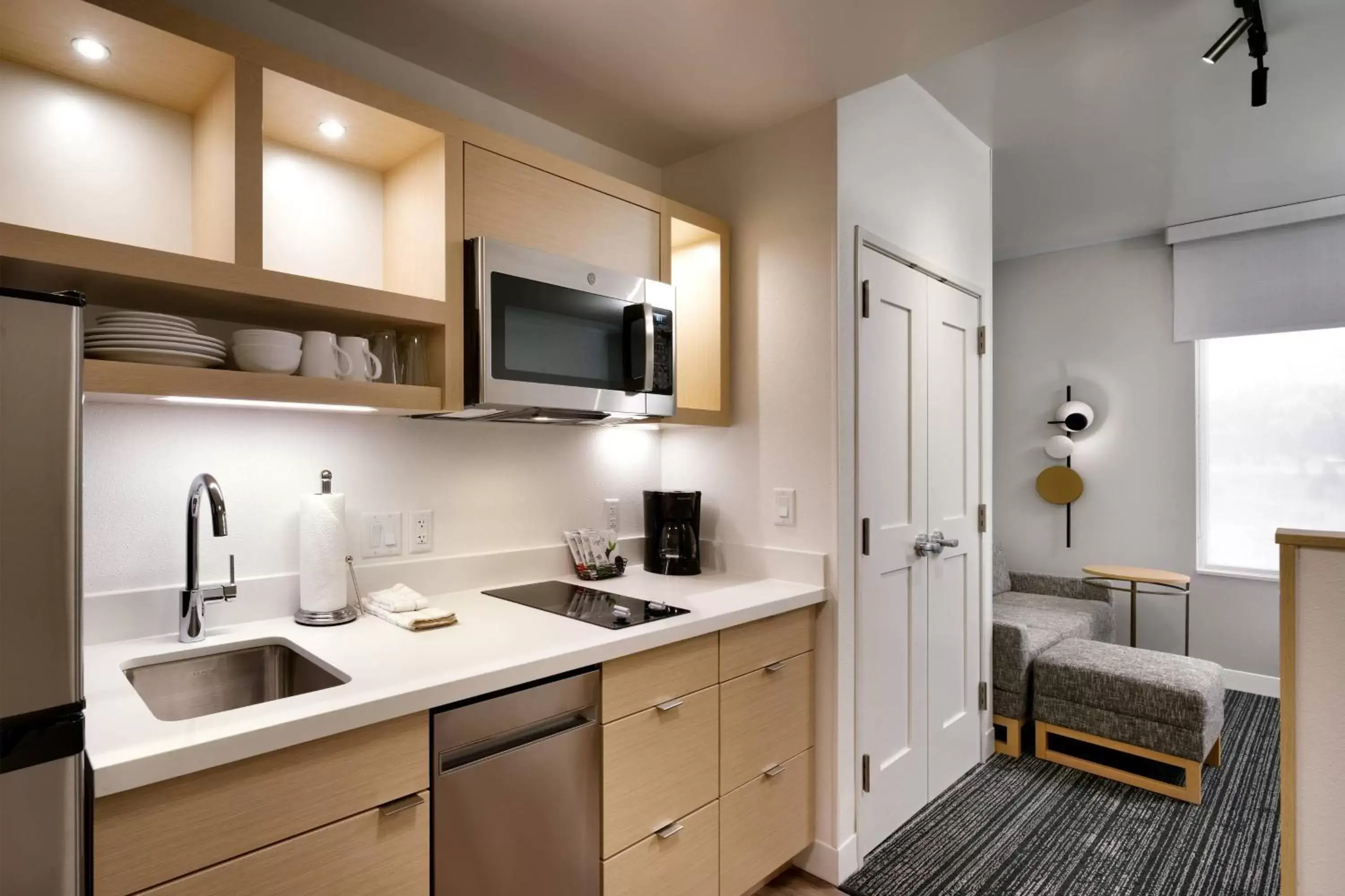 Kitchen or kitchenette, Kitchen/Kitchenette in TownePlace Suites Salt Lake City Murray