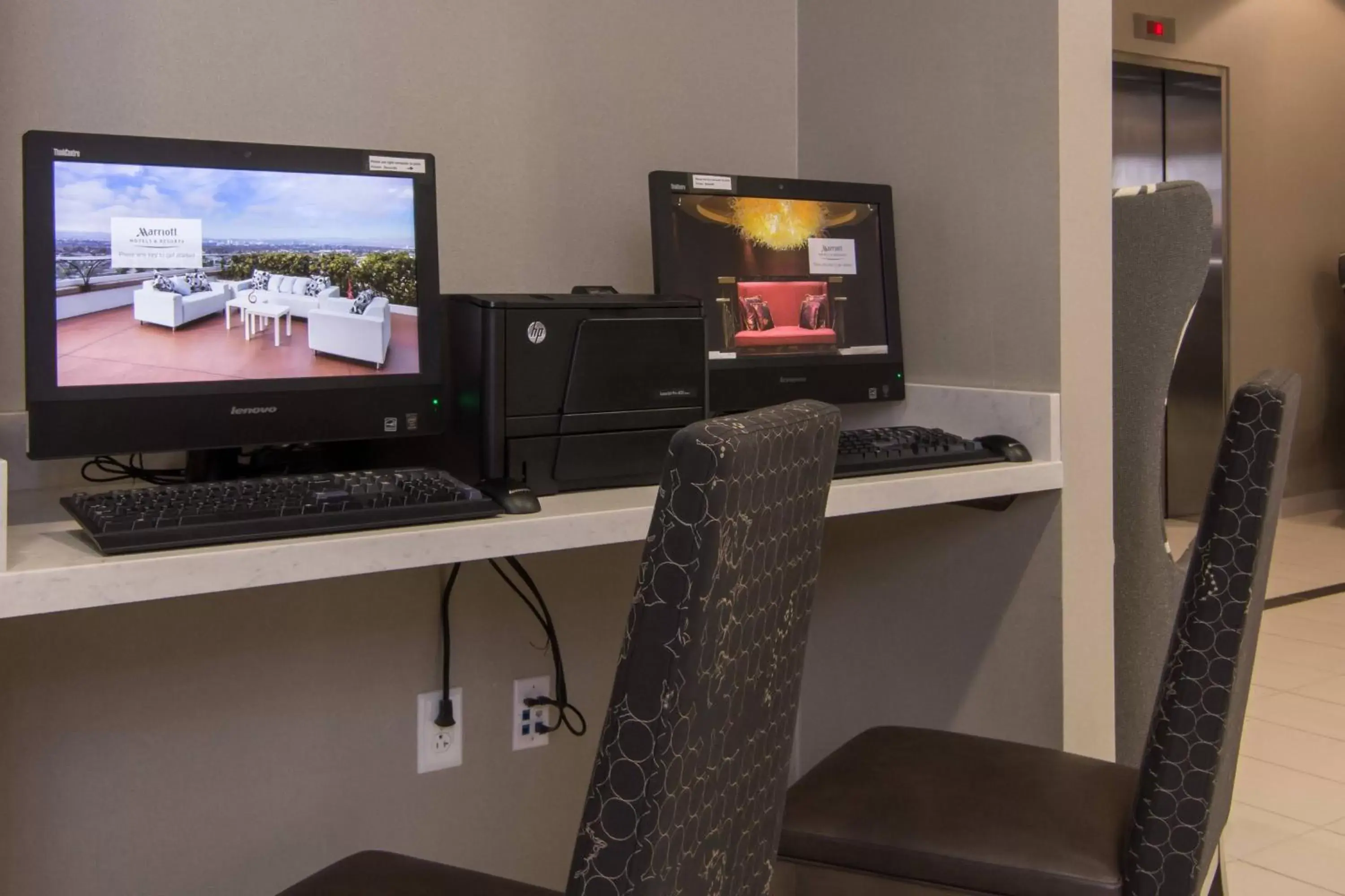 Business facilities, TV/Entertainment Center in Residence Inn Raleigh-Durham Airport/Brier Creek