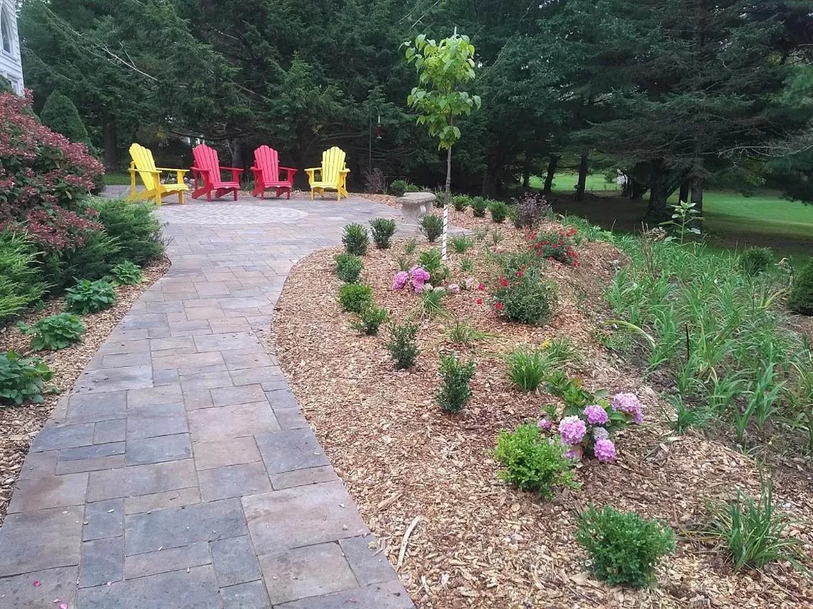 Garden in Briarwood Bed & Breakfast