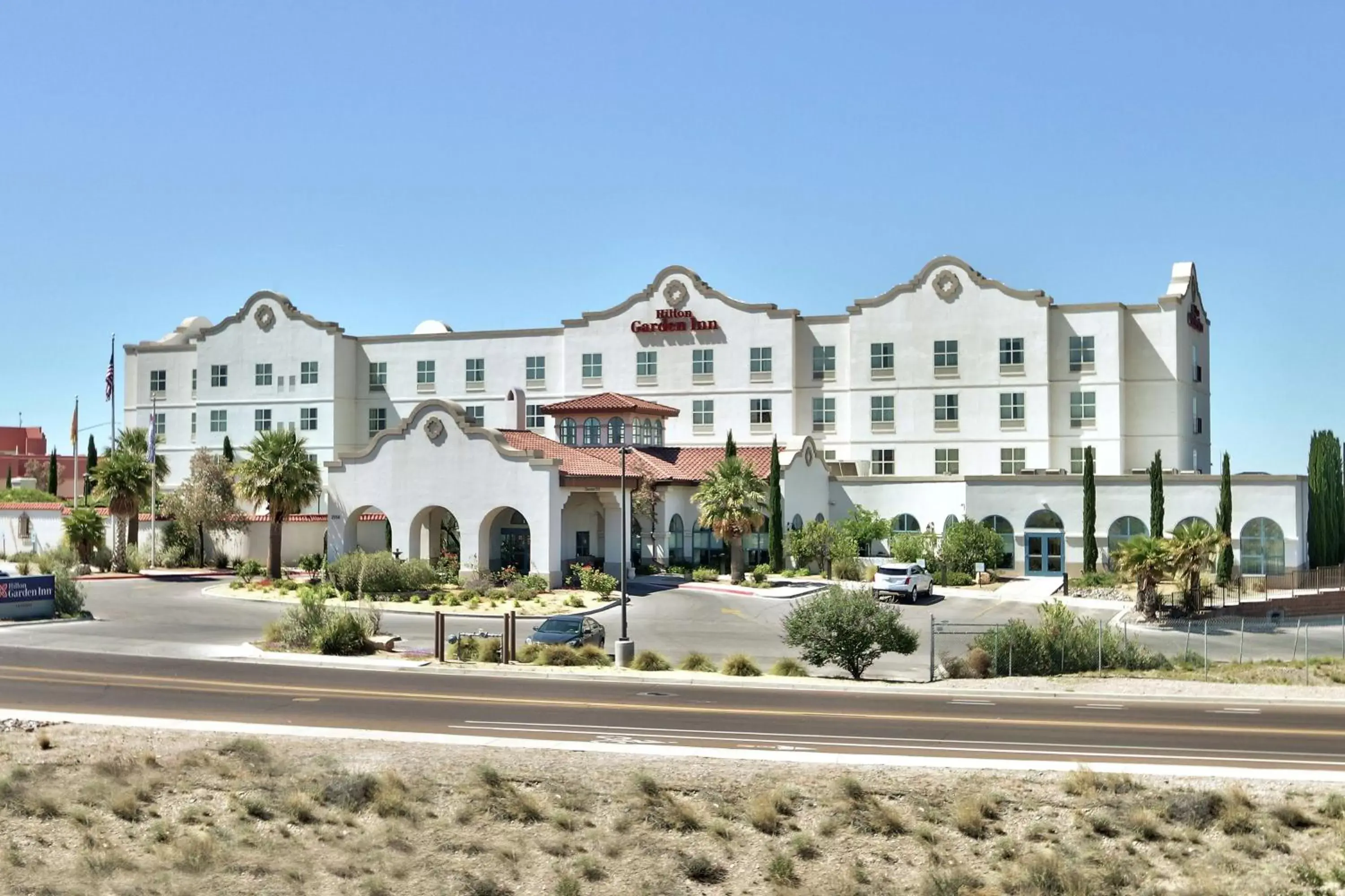 Property Building in Hilton Garden Inn Las Cruces