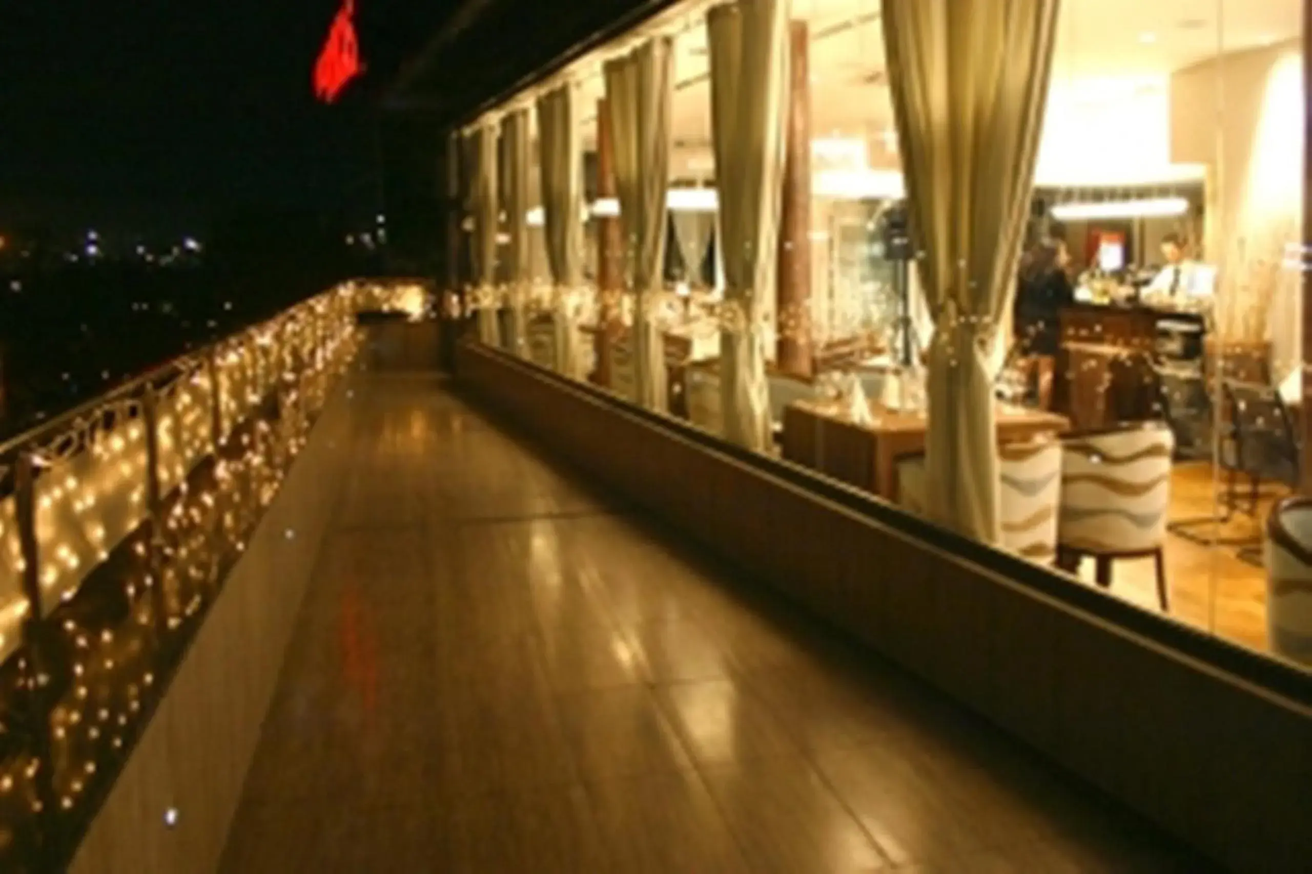 Restaurant/places to eat in Hotel Burgas
