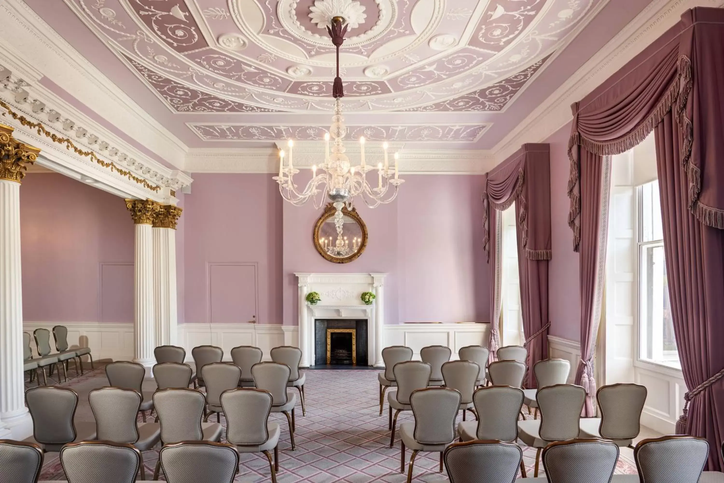 Meeting/conference room in The Shelbourne, Autograph Collection