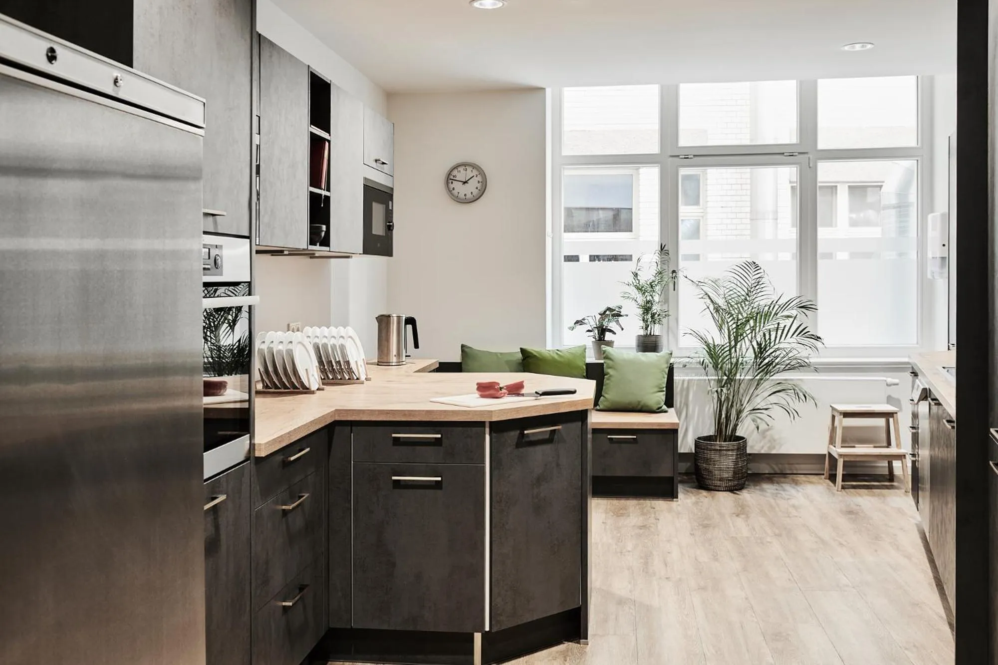 Communal kitchen in GRONERS Leipzig City Center