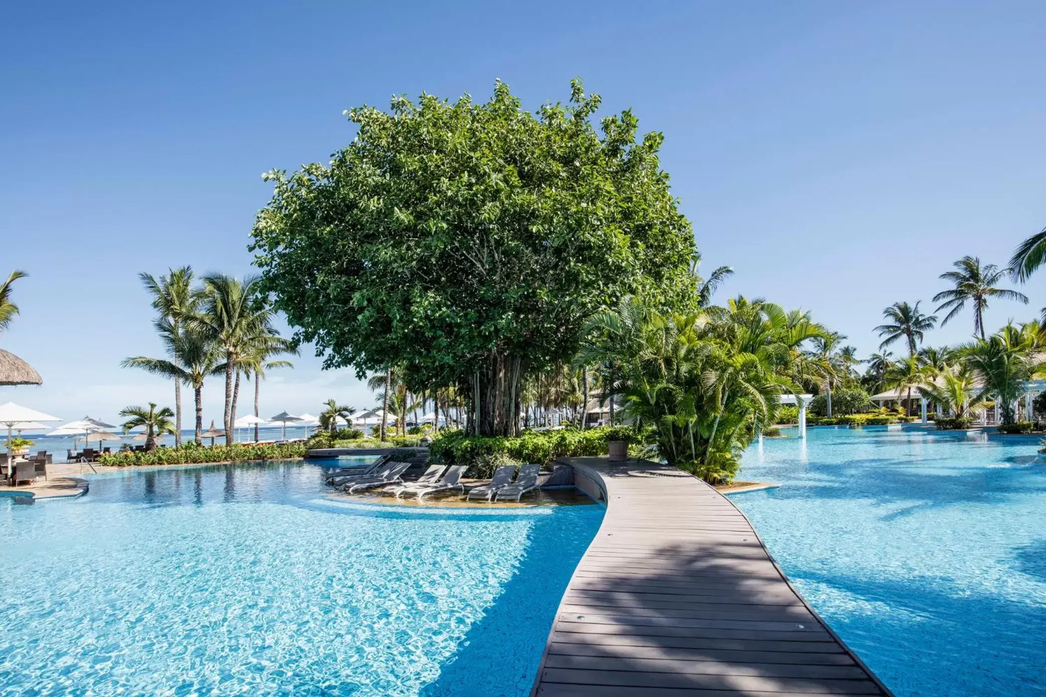 Pool view, Swimming Pool in Sugar Beach Mauritius