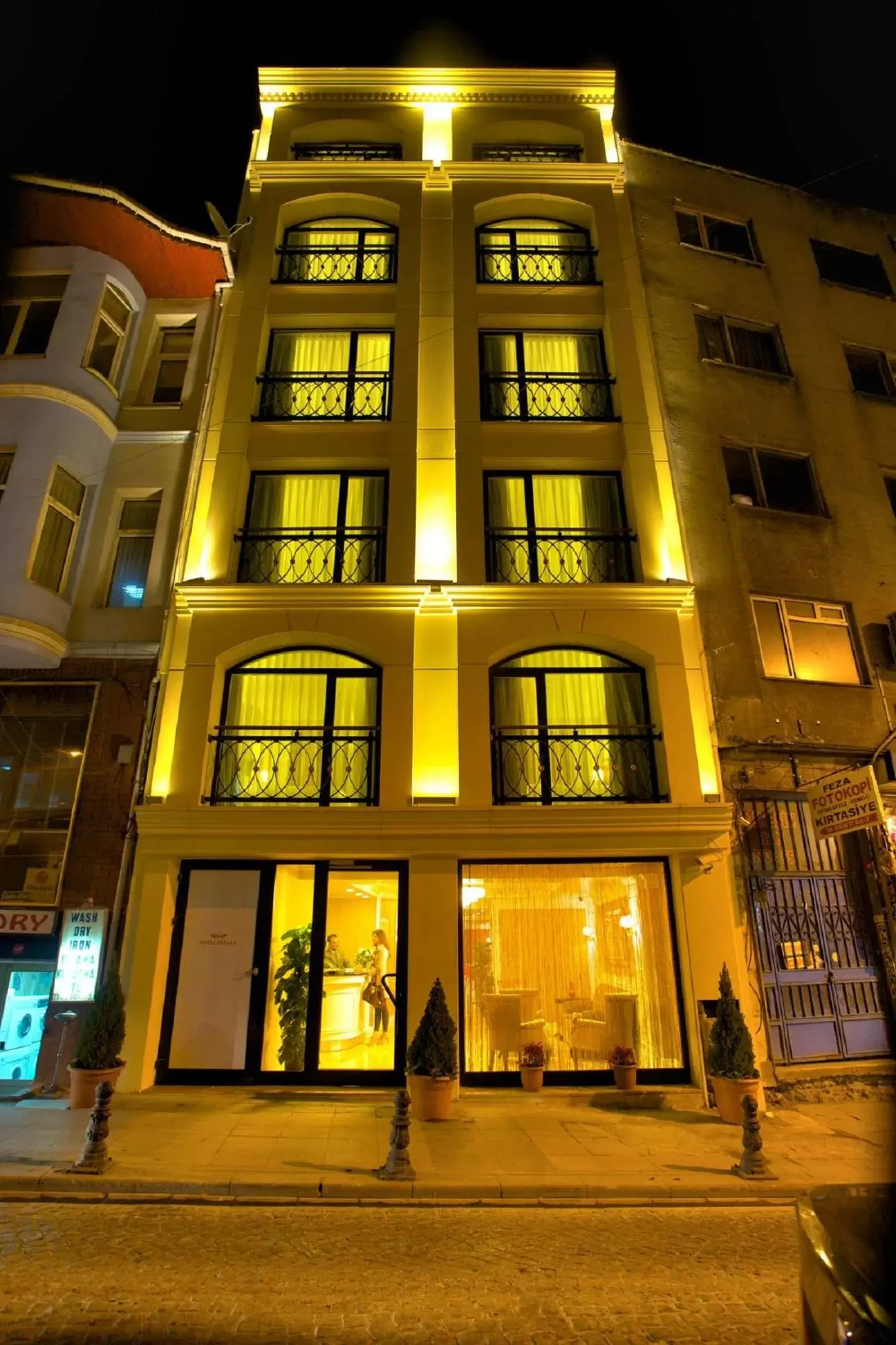 Facade/entrance, Property Building in Hotel Perula