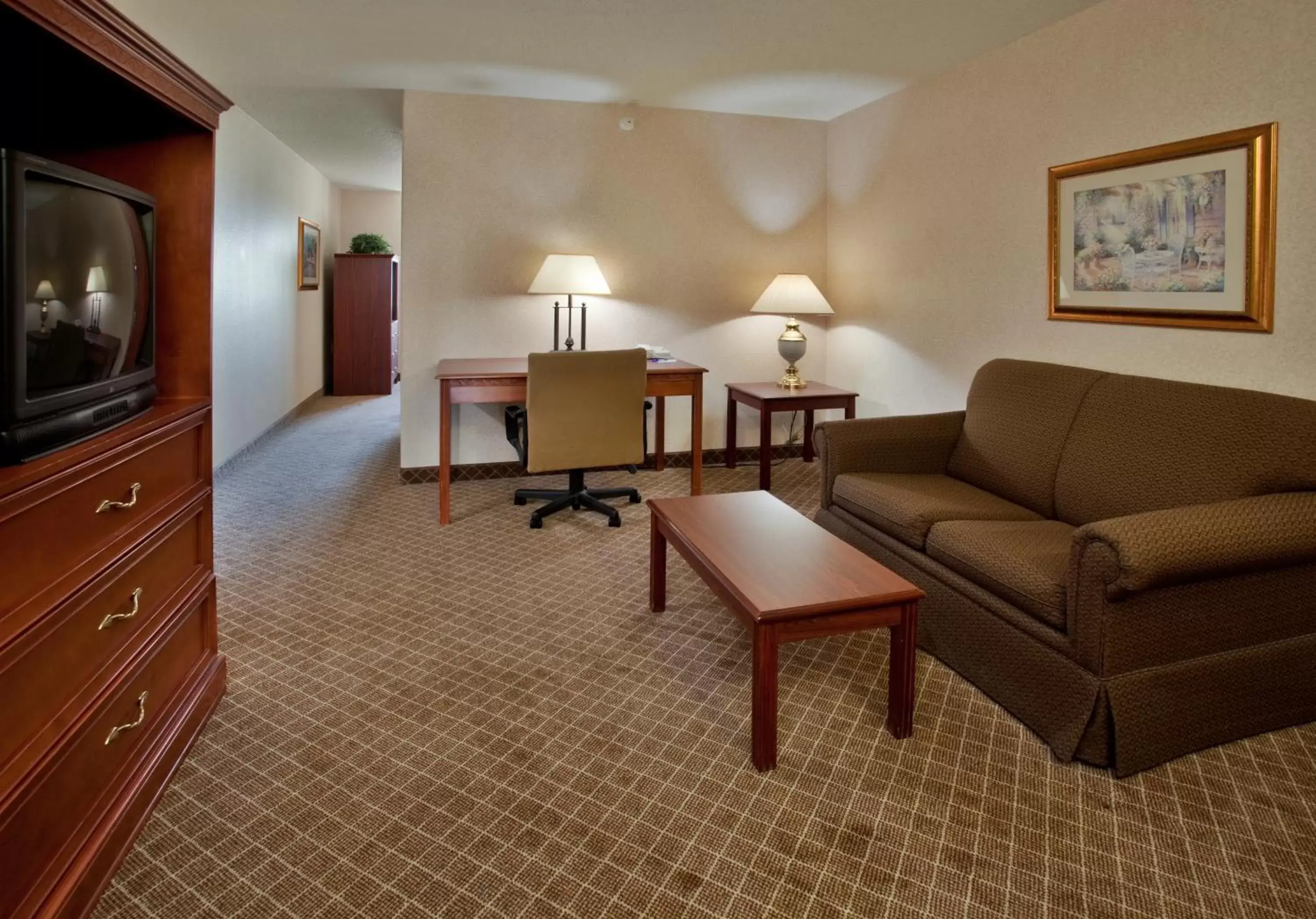 Seating Area in Holiday Inn Express Hotel & Suites Beatrice