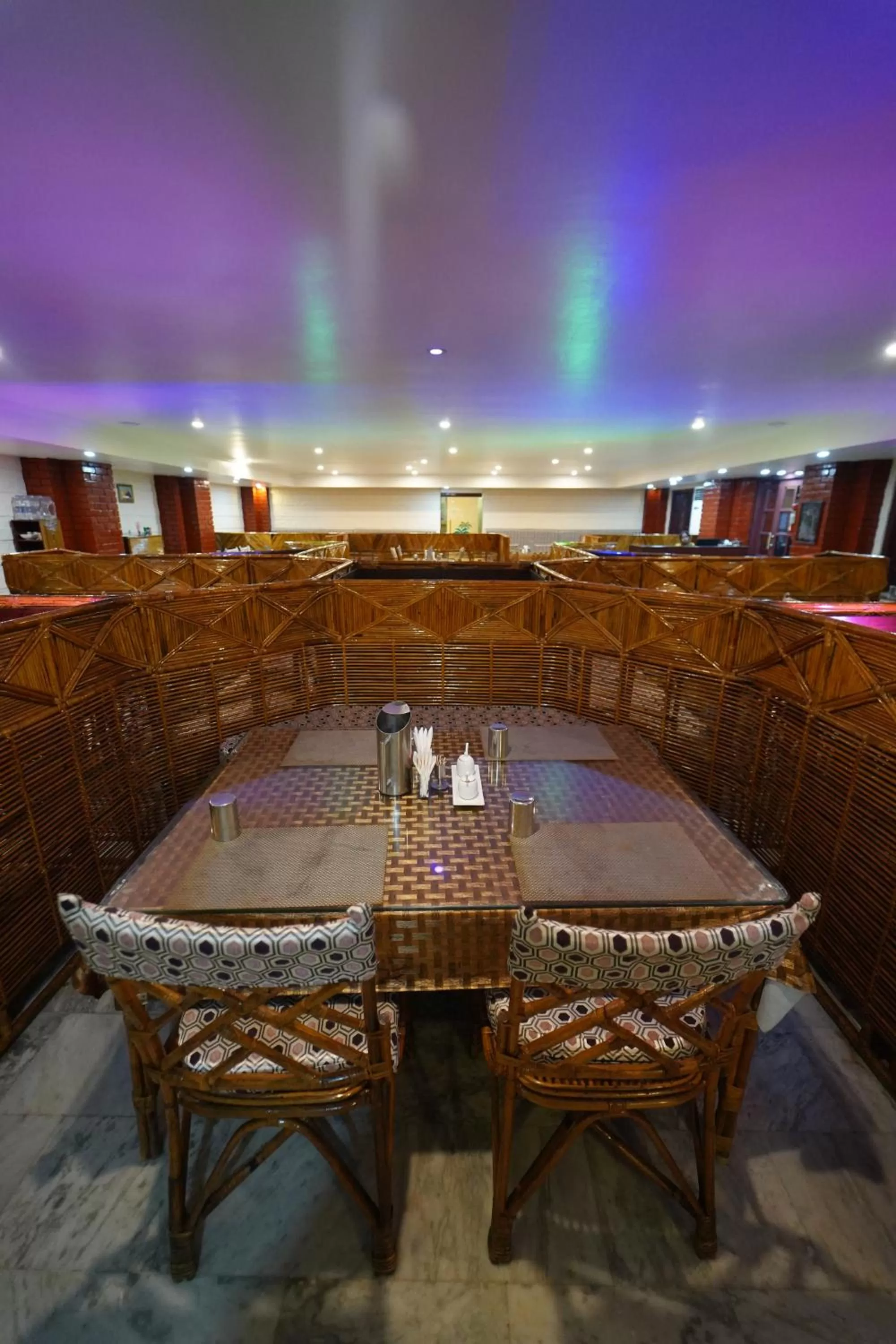 Restaurant/places to eat in Hotel Palmyra Grand Inn