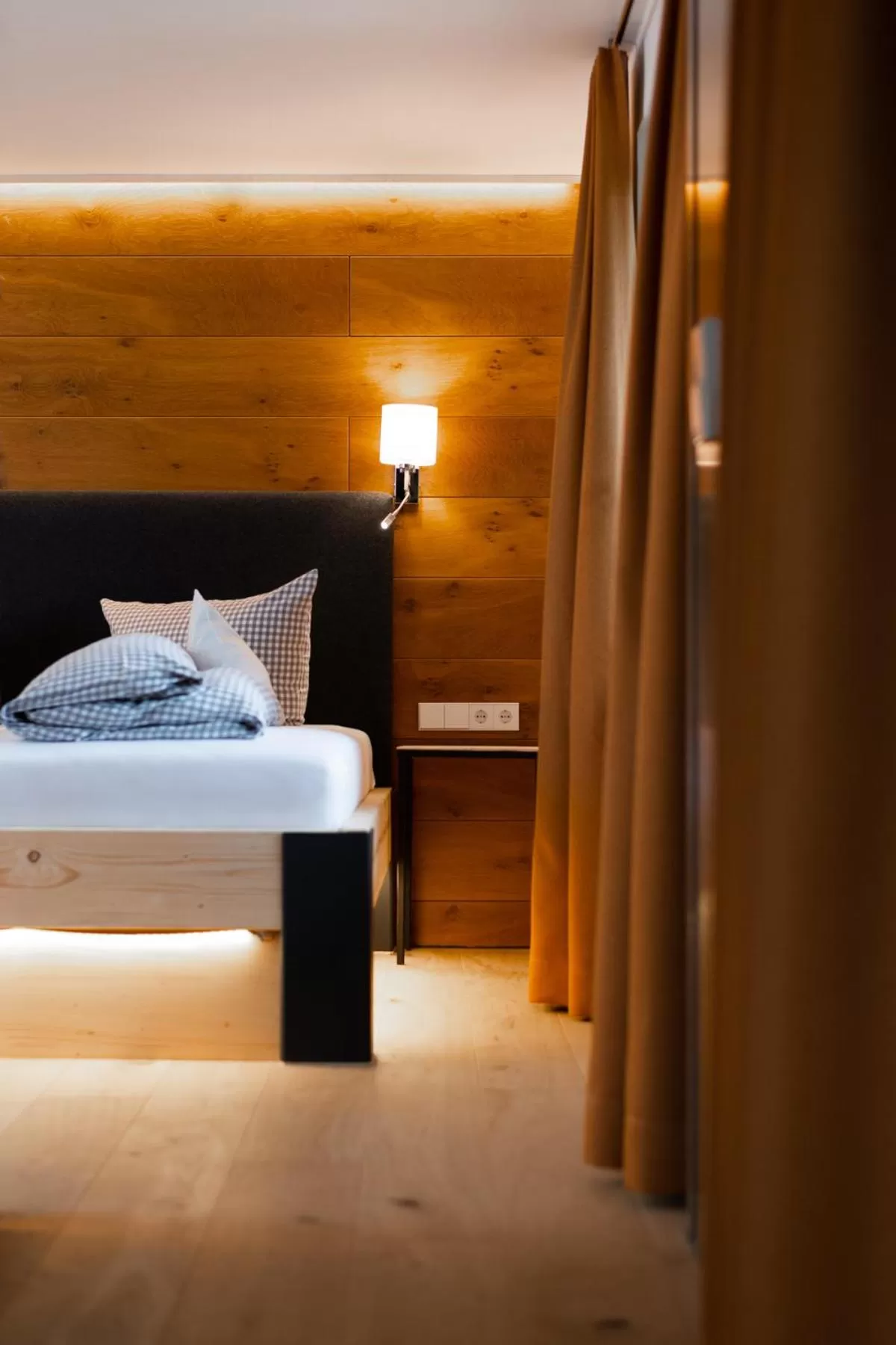 Decorative detail, Bed in freistil Boutiquehotel