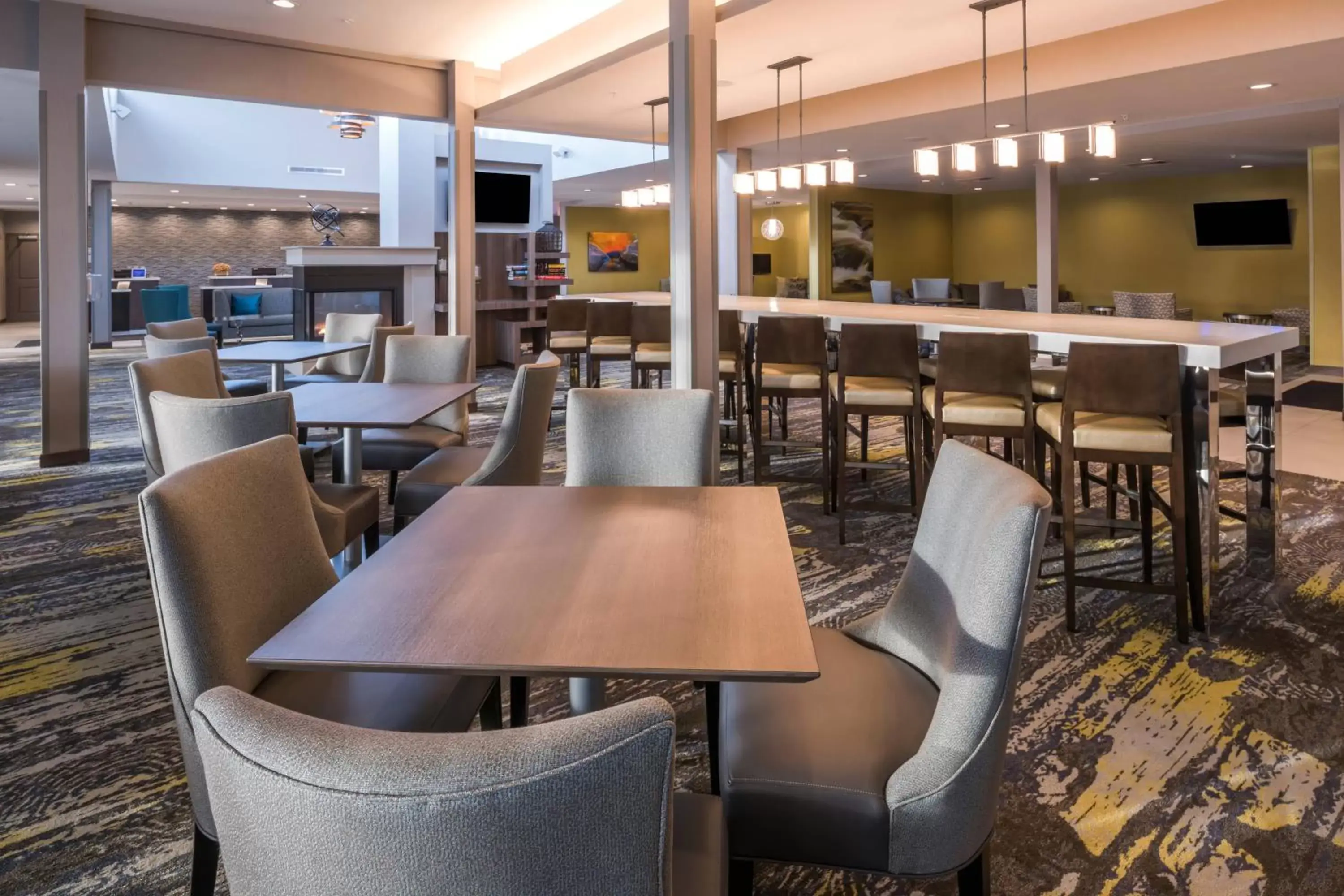 Property building, Restaurant/Places to Eat in Residence Inn by Marriott Fishkill