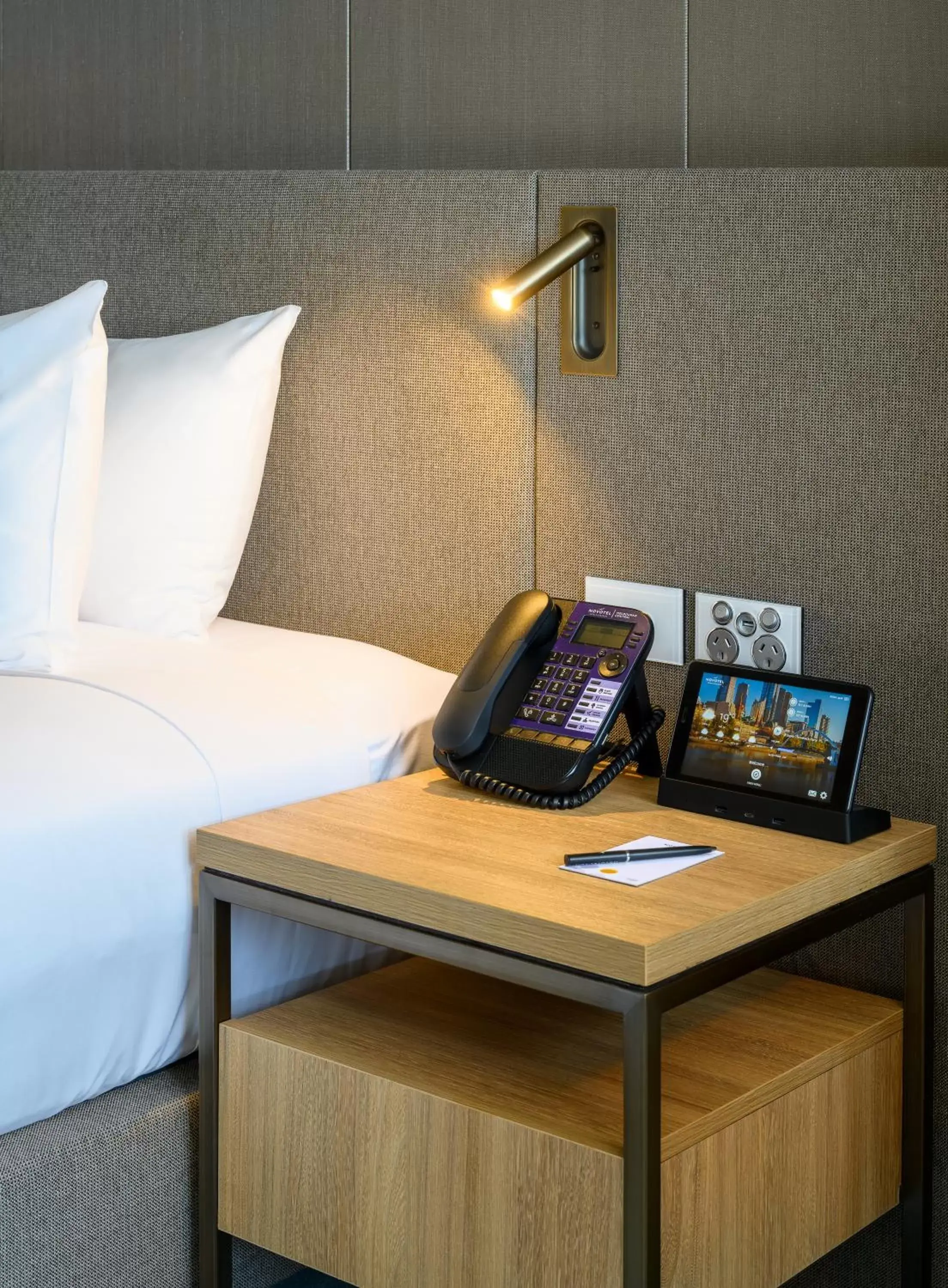 Business facilities in Novotel Melbourne Central