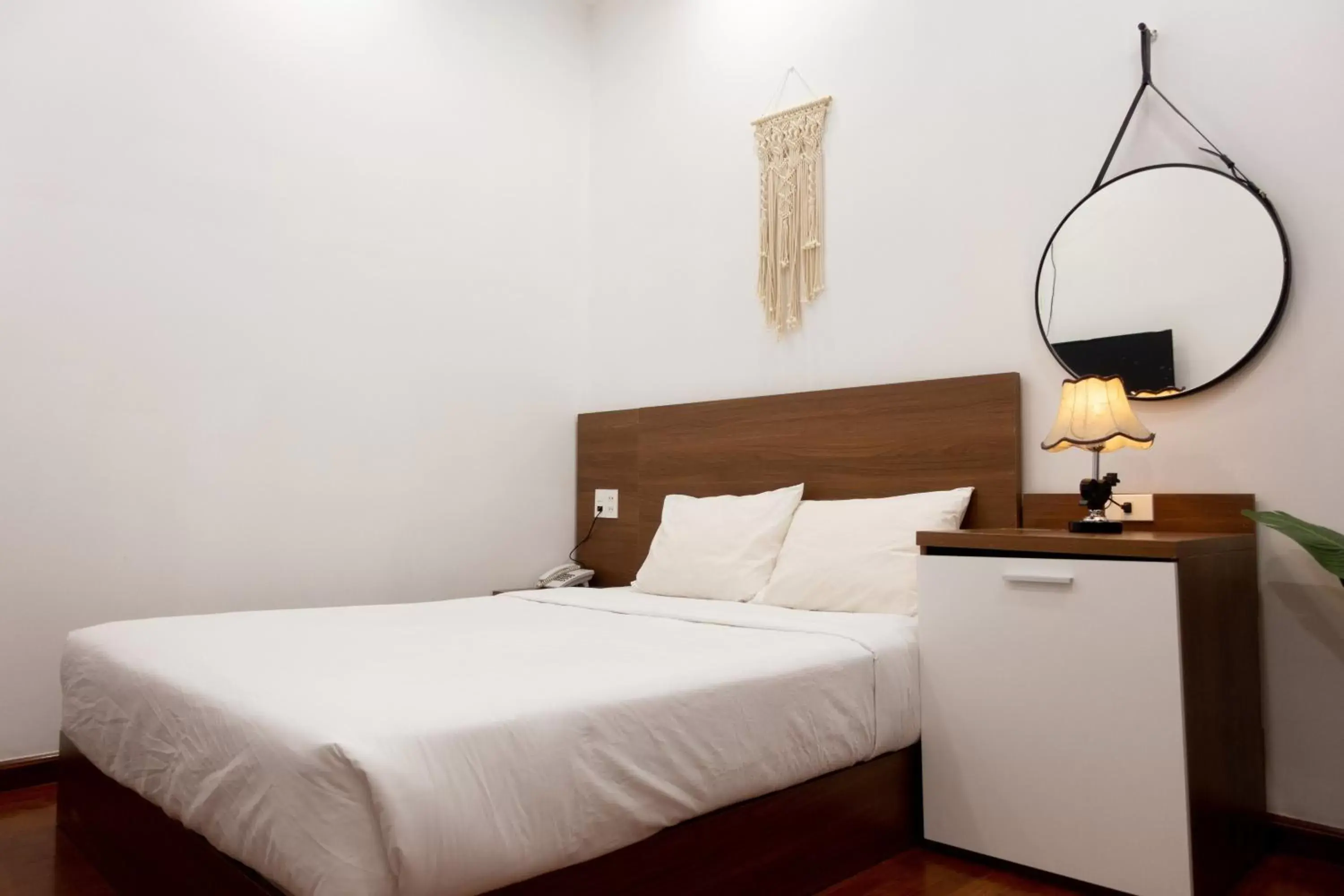 Deluxe Double Room in Sky Hotel - Dalat Vania Deluxe Double Room in Sky Hotel - Dalat Vania