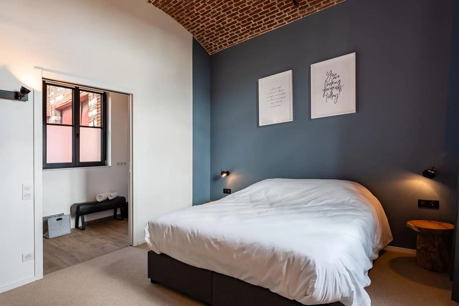 Bed in HARAS DE BARRY