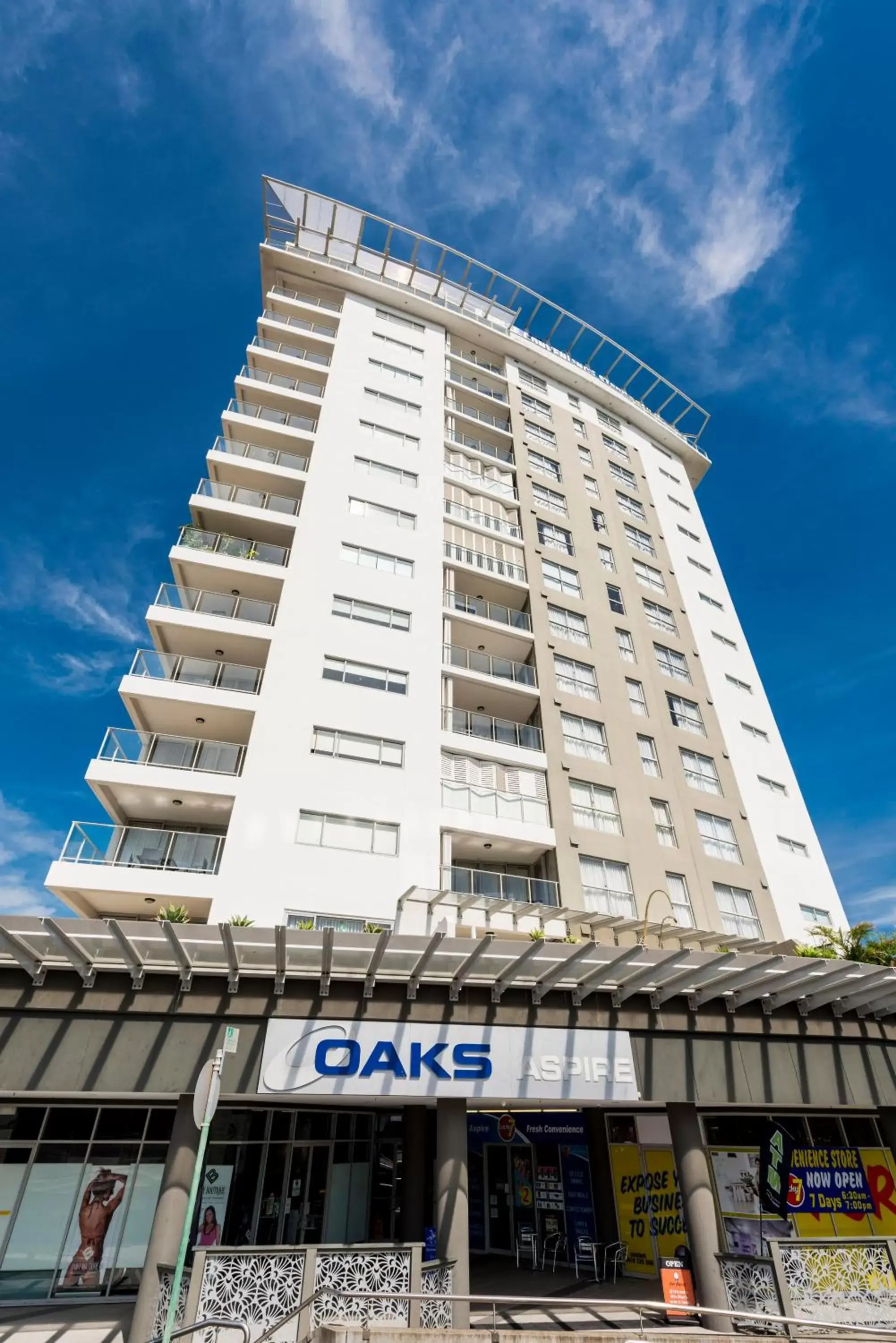 Facade/entrance, Property Building in Oaks Ipswich Aspire Suites