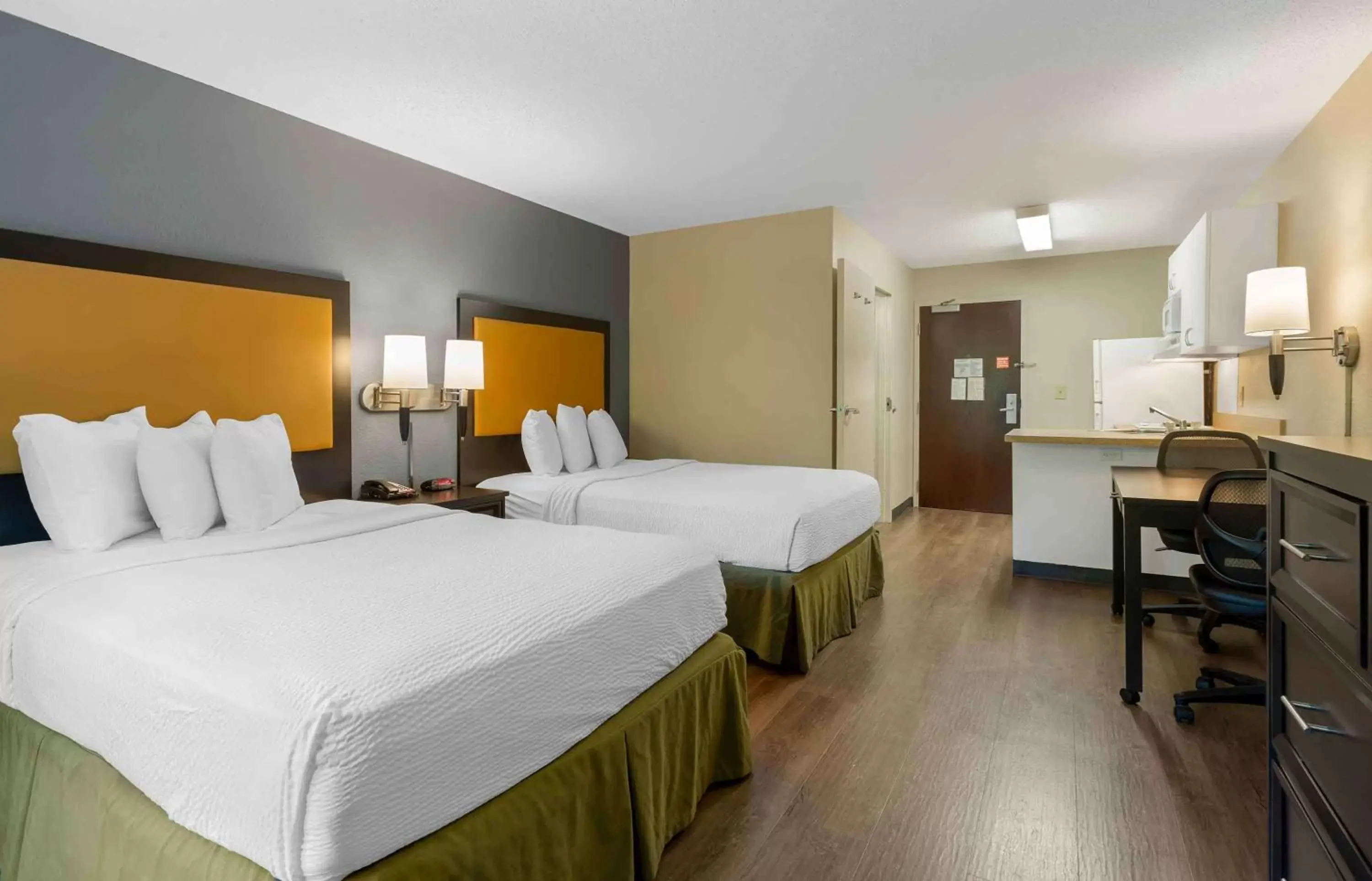 Bedroom in Extended Stay America Suites - Foxboro - Norton