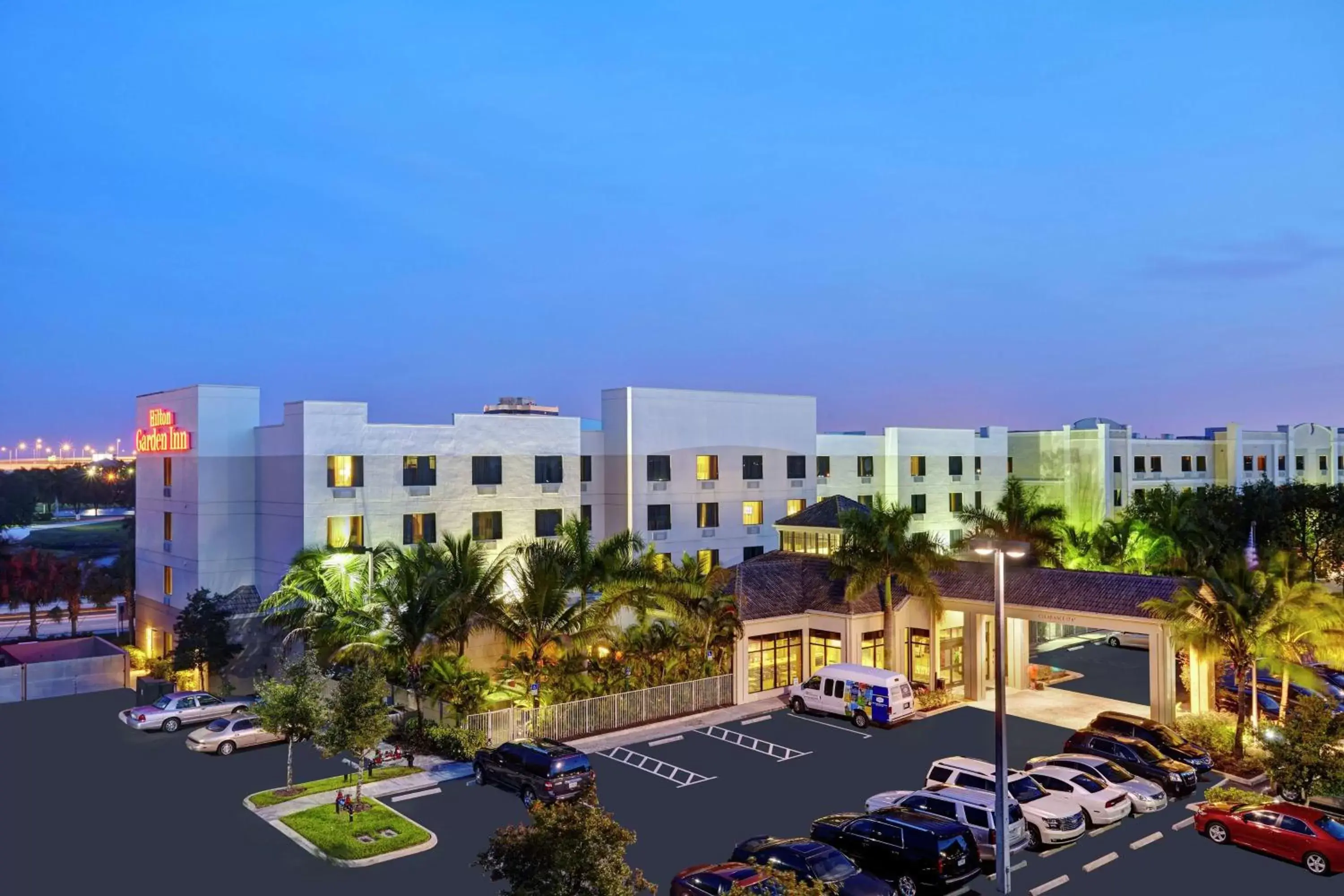 Property building in Hilton Garden Inn West Palm Beach Airport