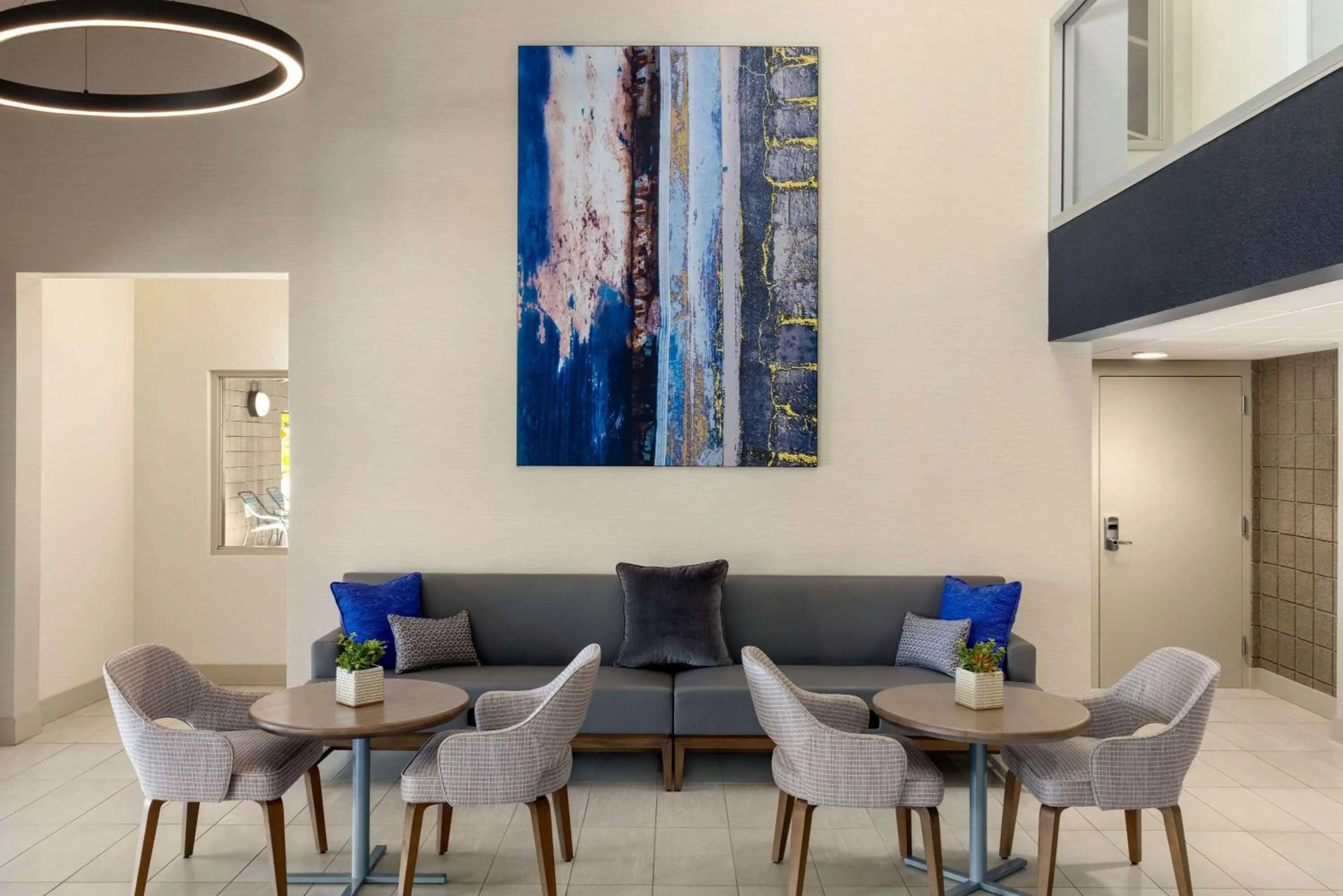 Lobby or reception in Baymont by Wyndham Owatonna