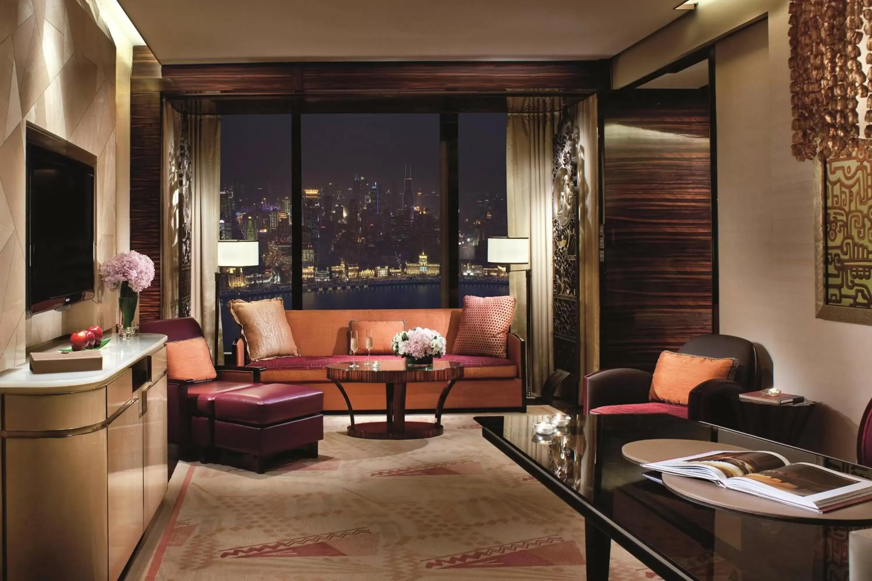 Living room, Seating Area in The Ritz-Carlton Shanghai, Pudong