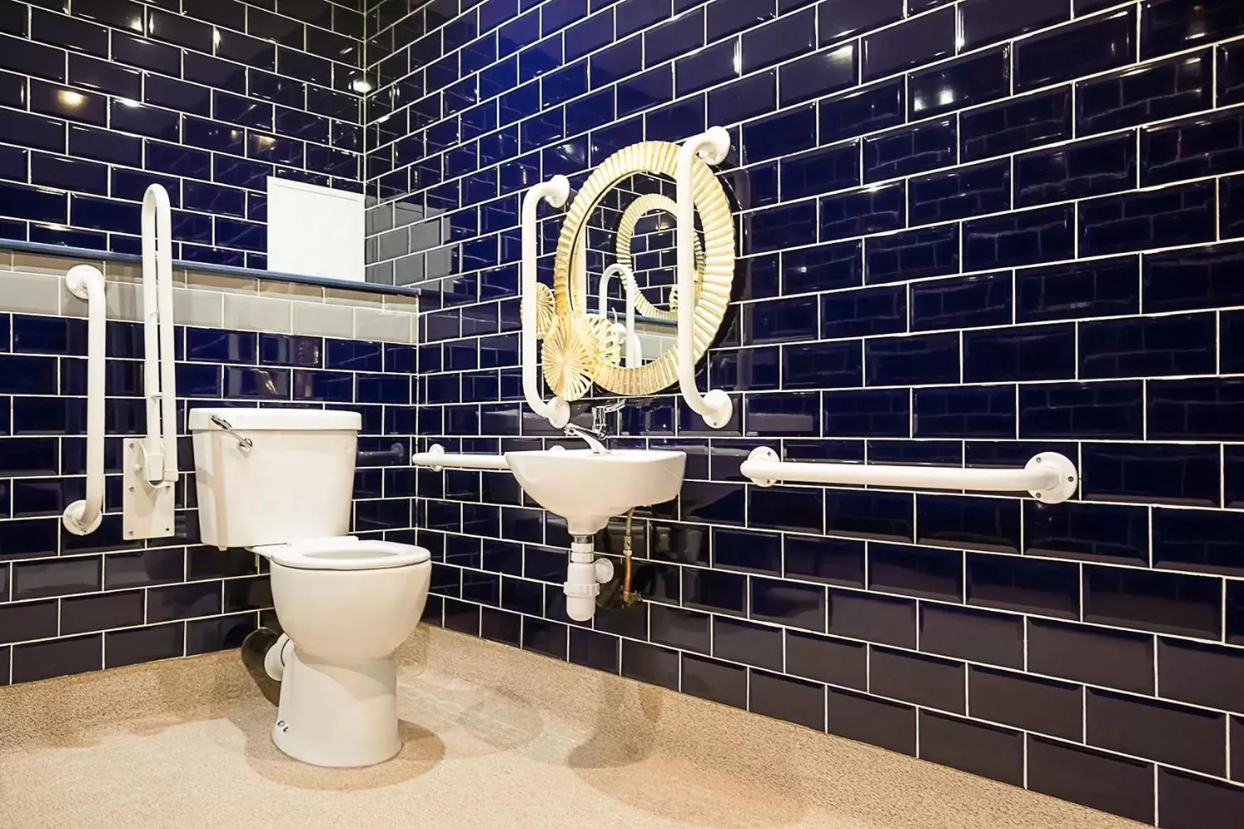 Shower, Bathroom in The Dixie Dean Hotel