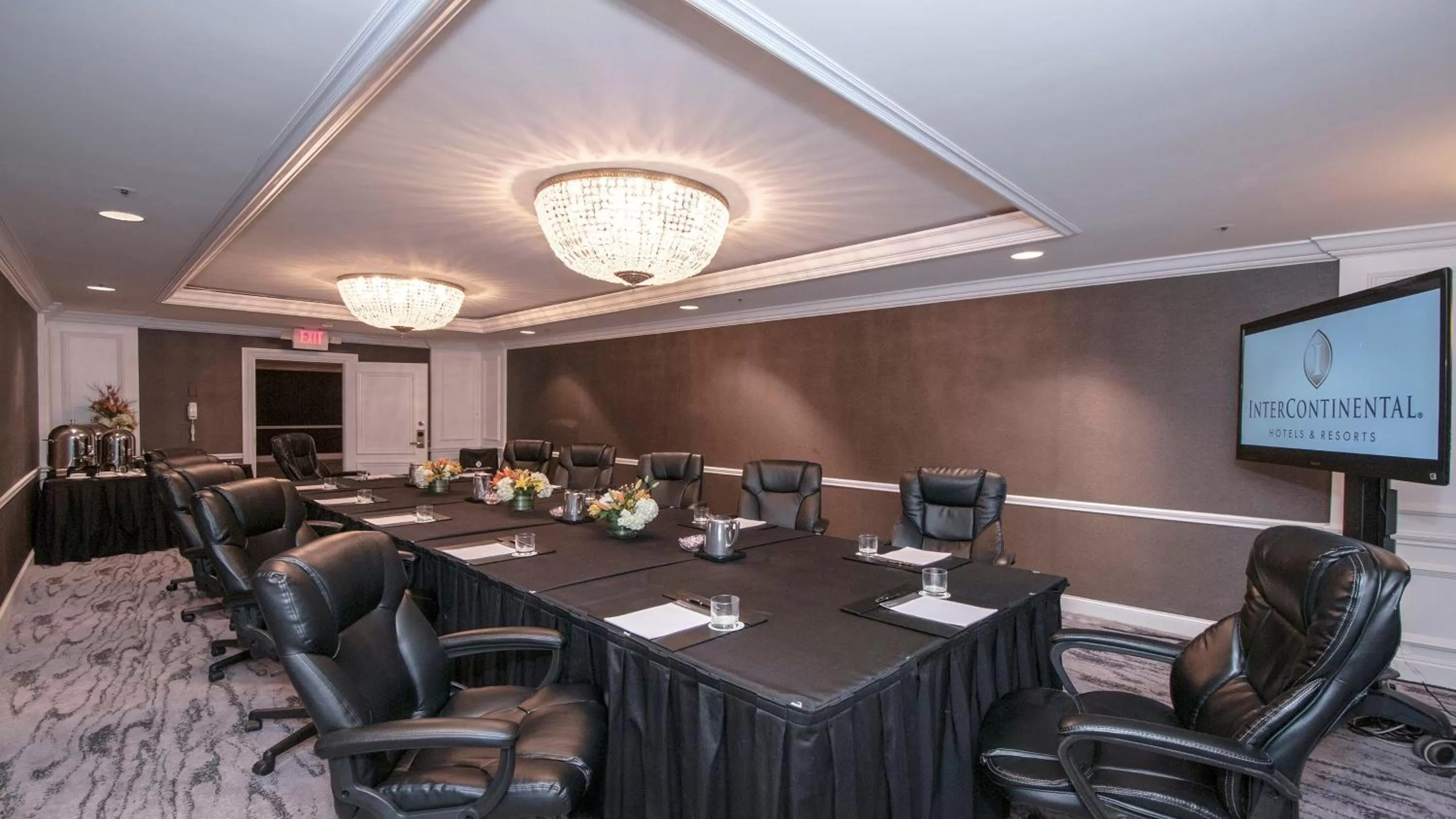 Meeting/conference room in InterContinental Kansas City at the Plaza by IHG