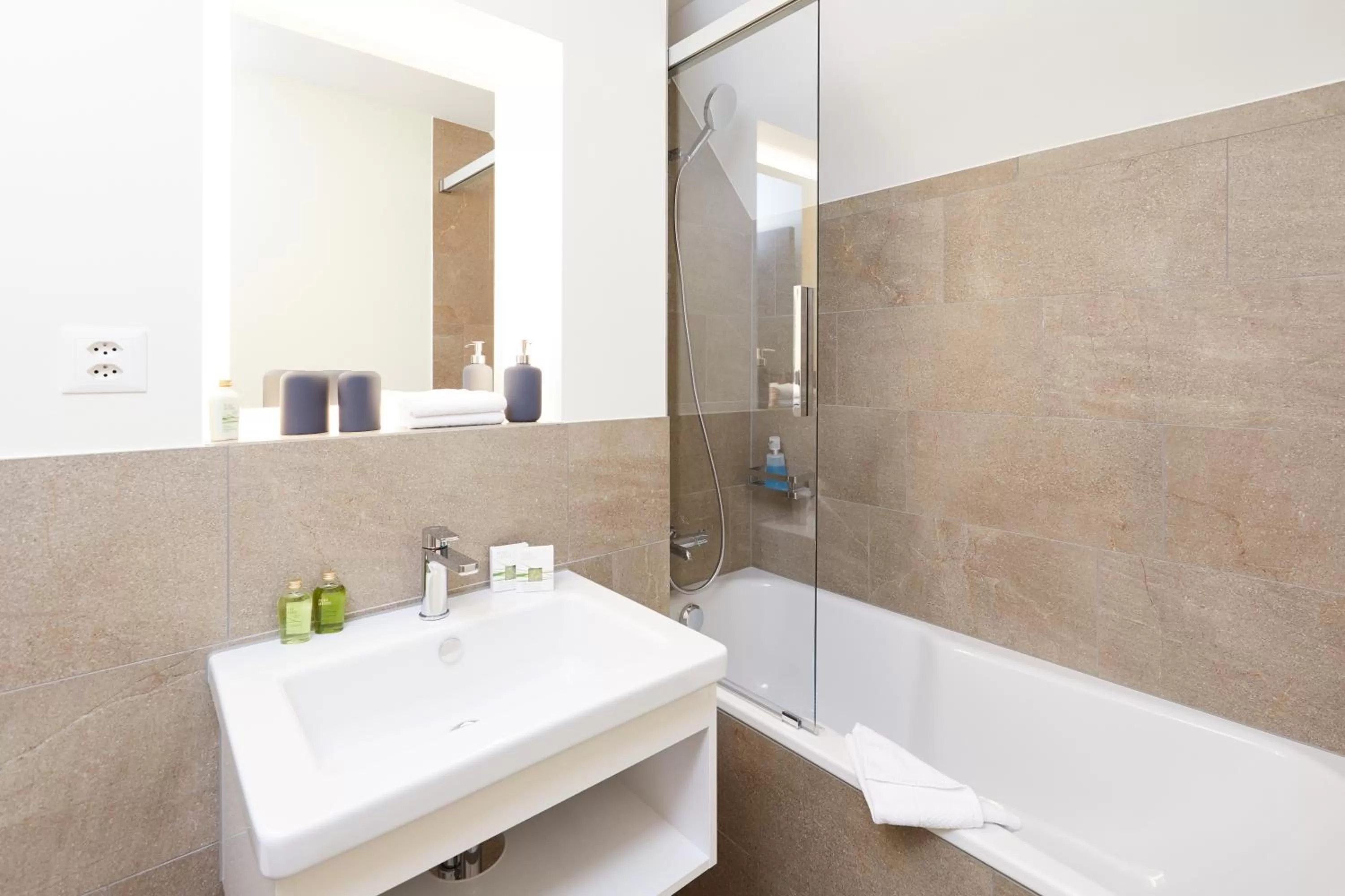 Bathroom in Kreuz Bern Modern City Hotel