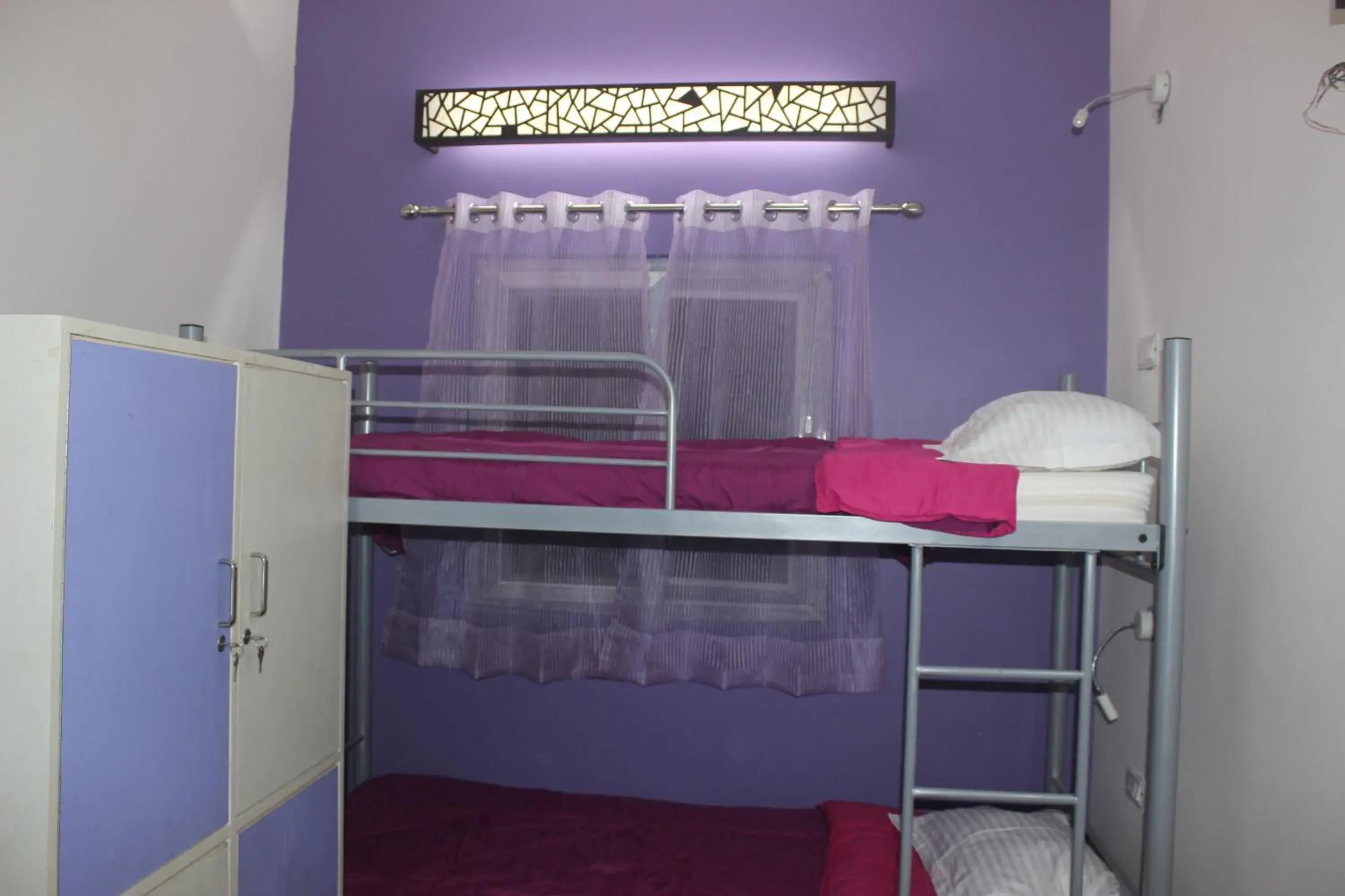 Bed, Bunk Bed in Joeys Hostel