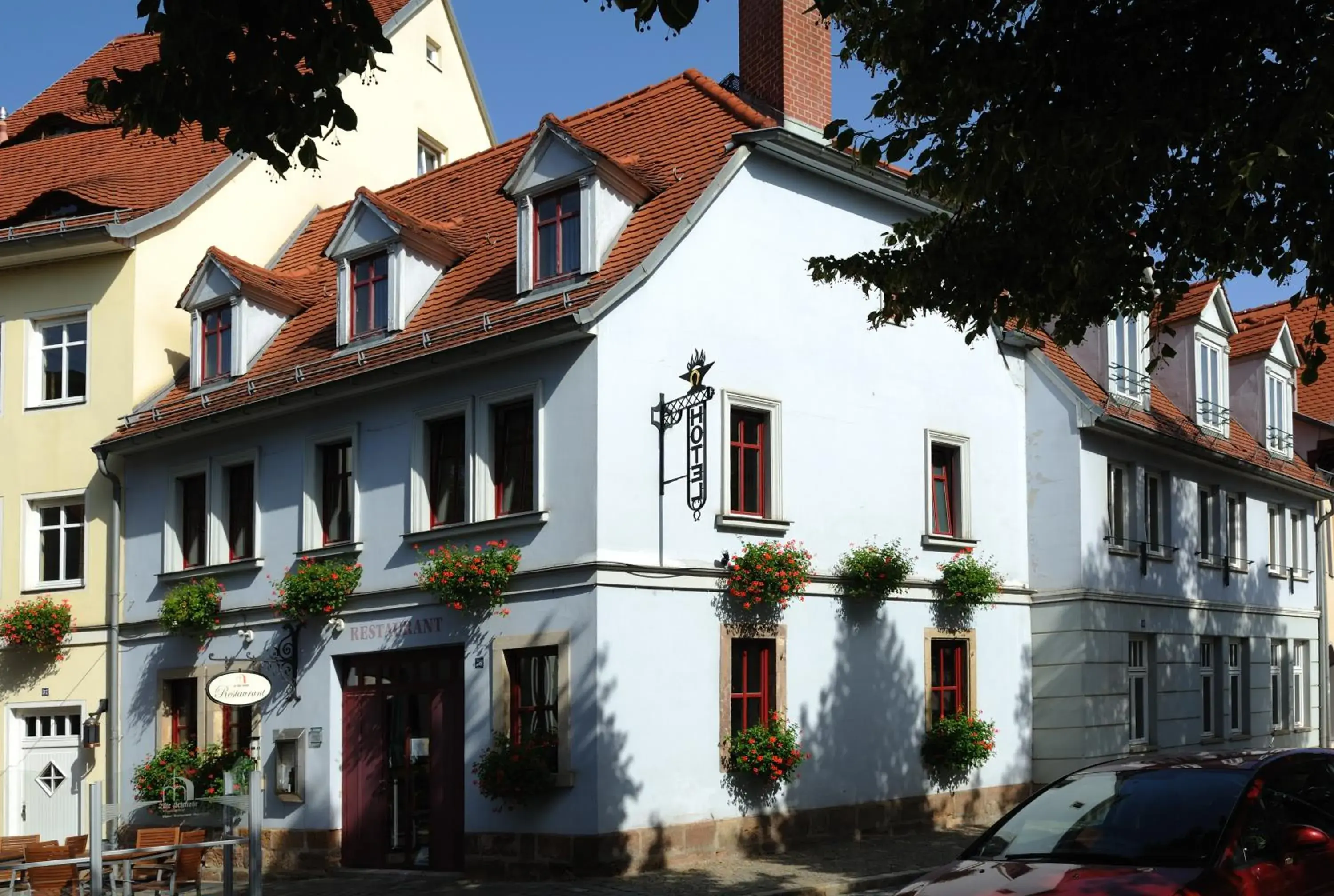 Facade/entrance, Property Building in Zur Alten Schmiede
