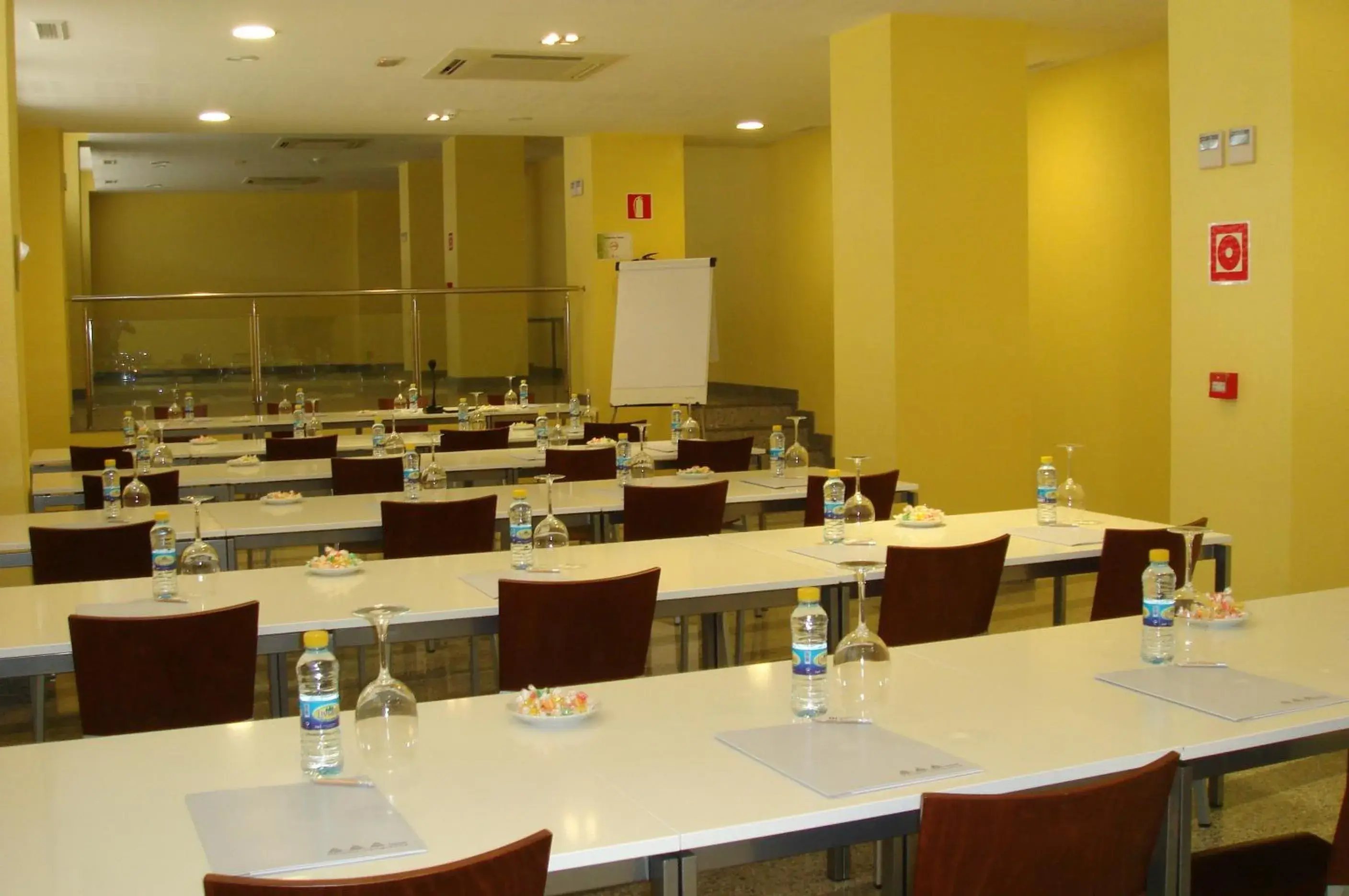 Business facilities in Hotel Palacio Congresos