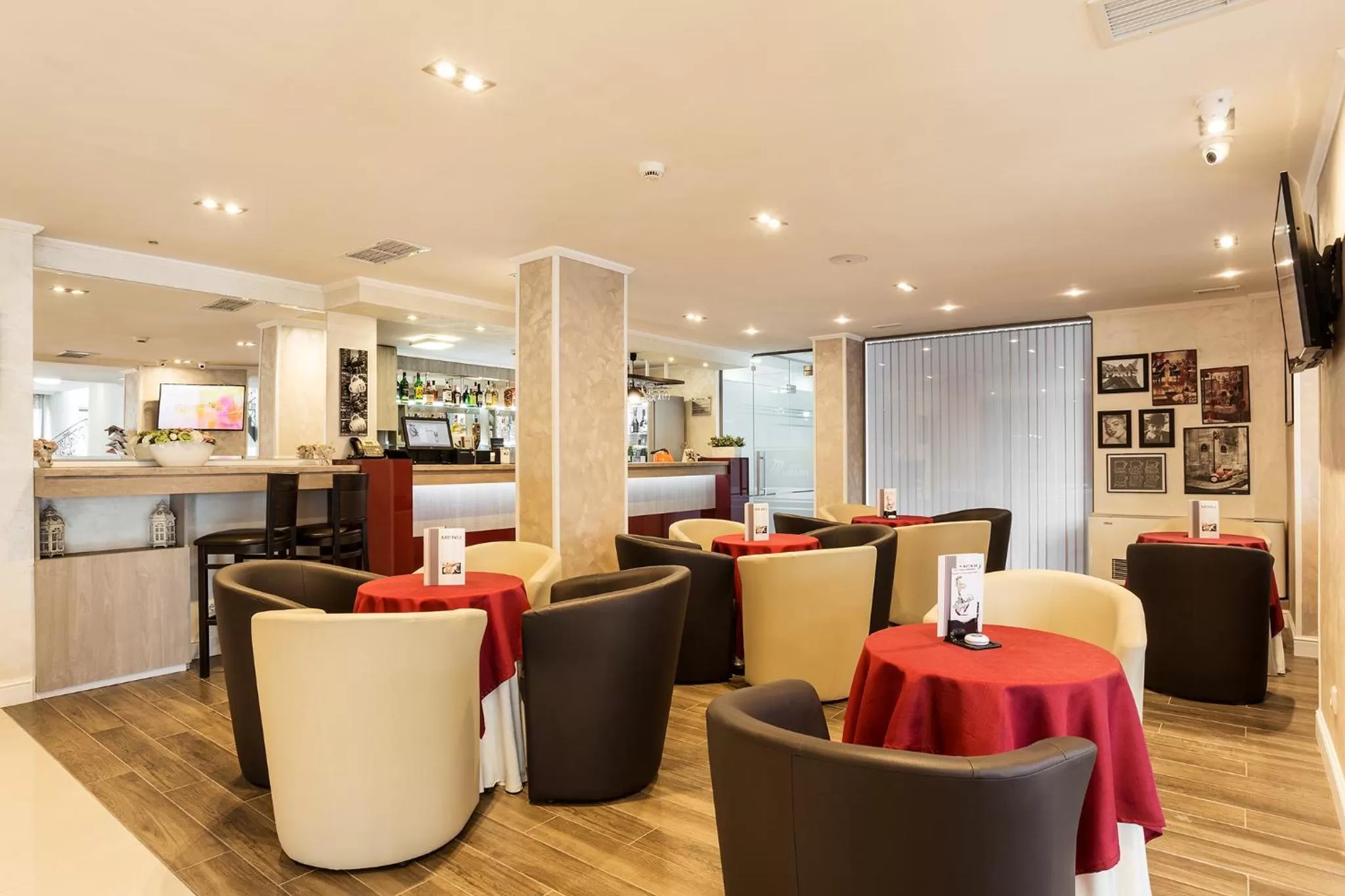 Lobby or reception in Grami Hotel Sofia