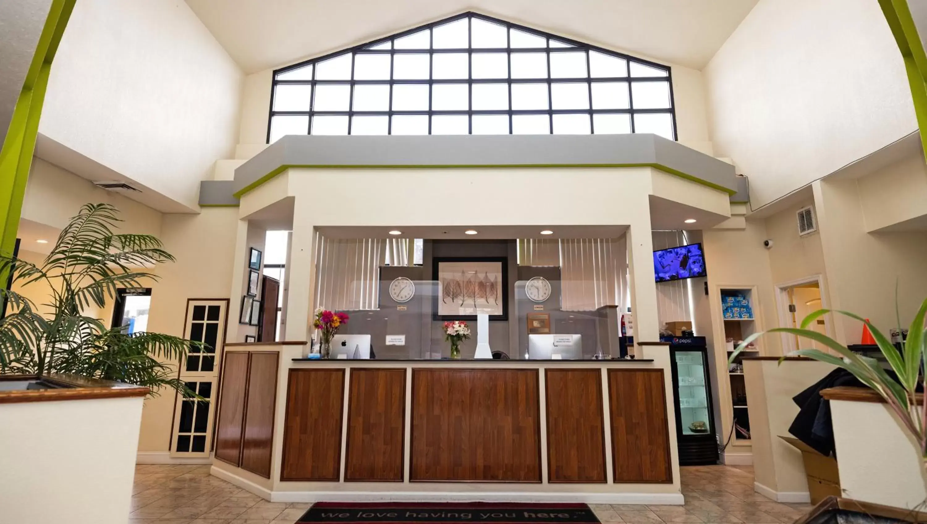 Lobby or reception, Lobby/Reception in Magnuson Hotel Virginia Beach