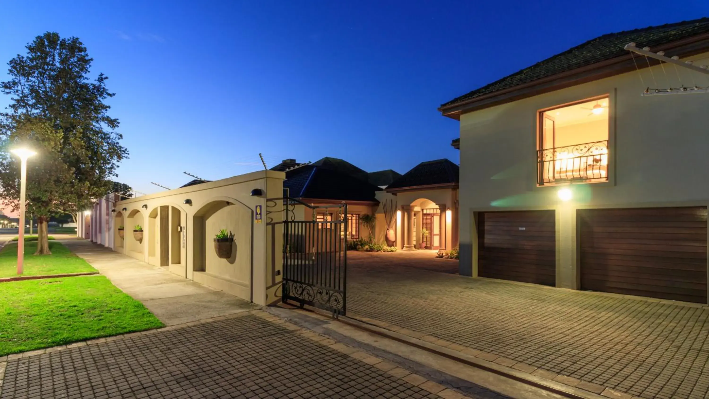 Bird's eye view in Manor 38 Bird's eye view in Manor 38