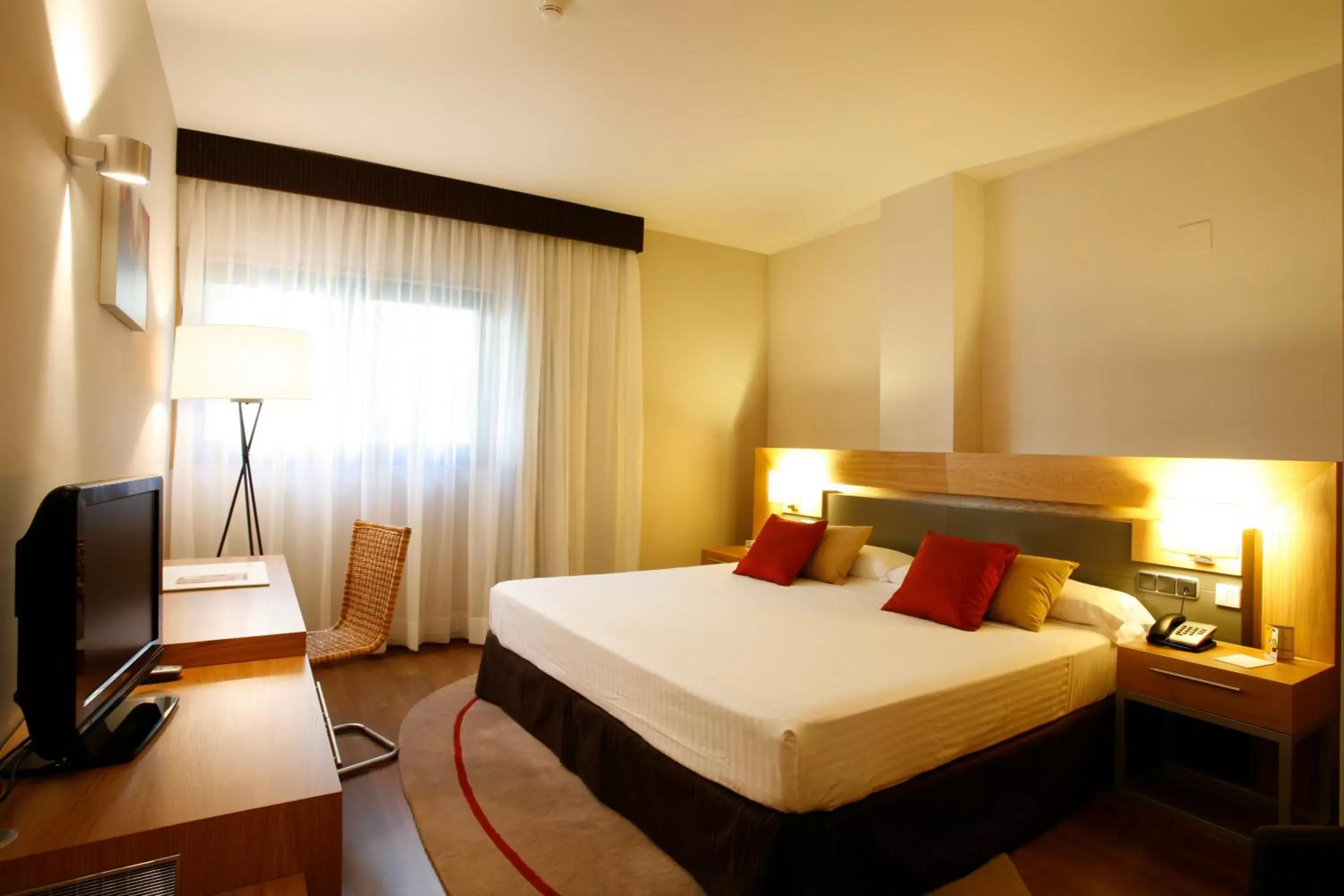 Bedroom, Room Photo in Hotel Guadalmedina