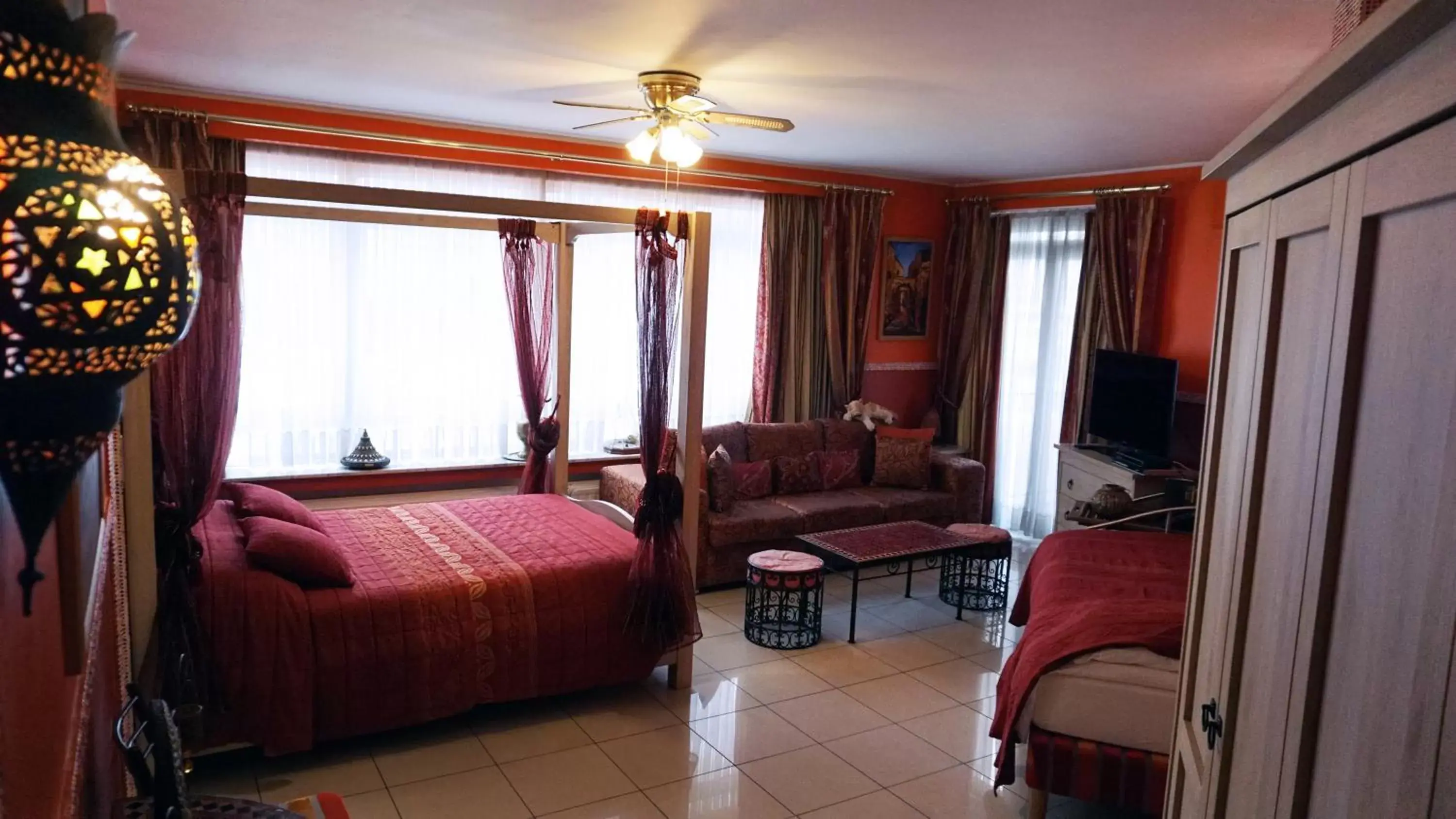 Deluxe Studio Apartment in Aparthotel Résidence Bara Midi Deluxe Studio Apartment in Aparthotel Résidence Bara Midi