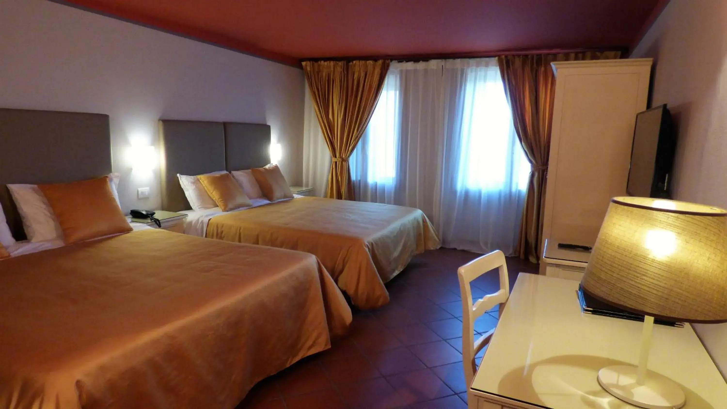 Quadruple Room in Leon Bianco