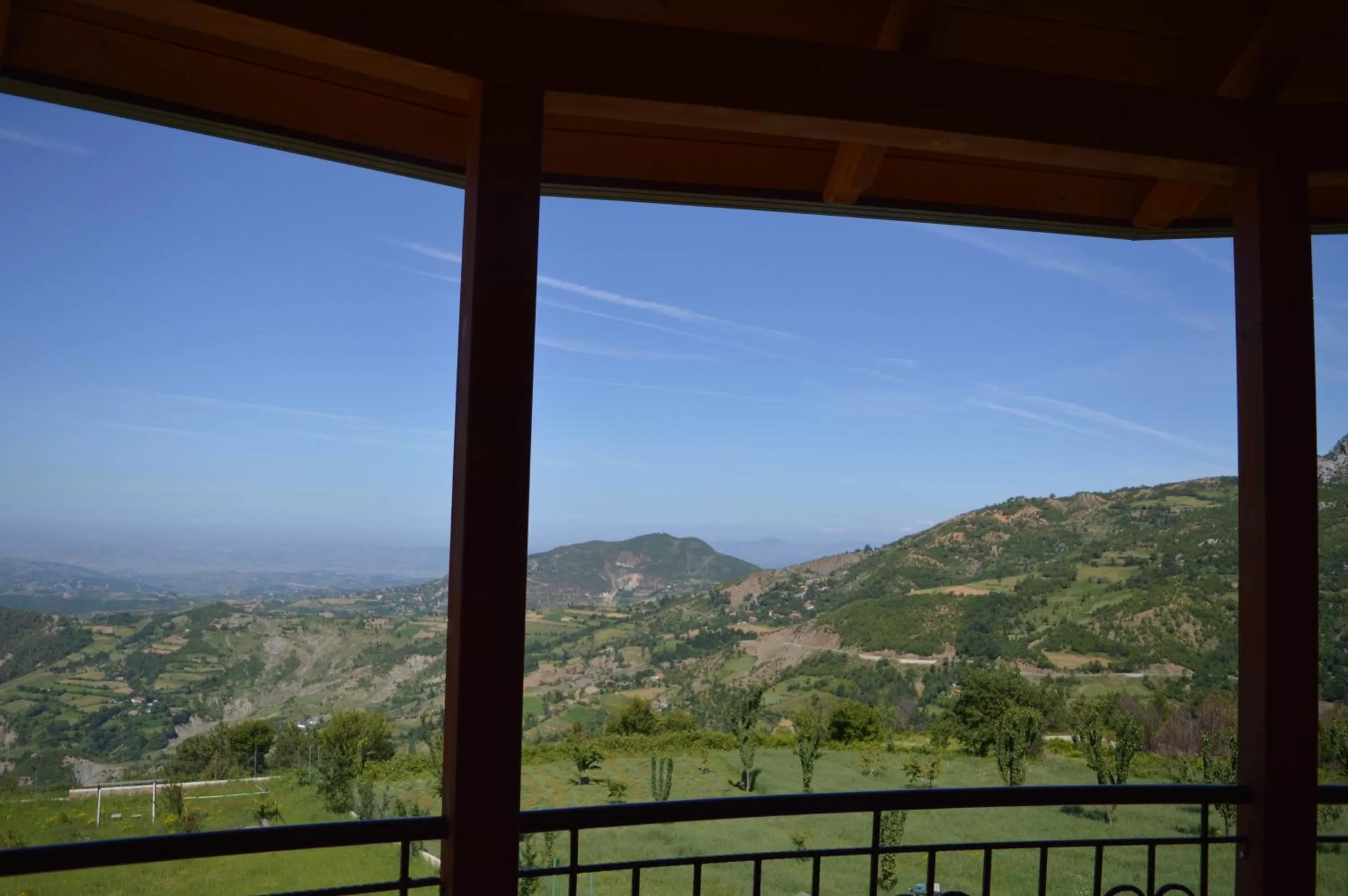 Mountain View in Sofra E Shpatit