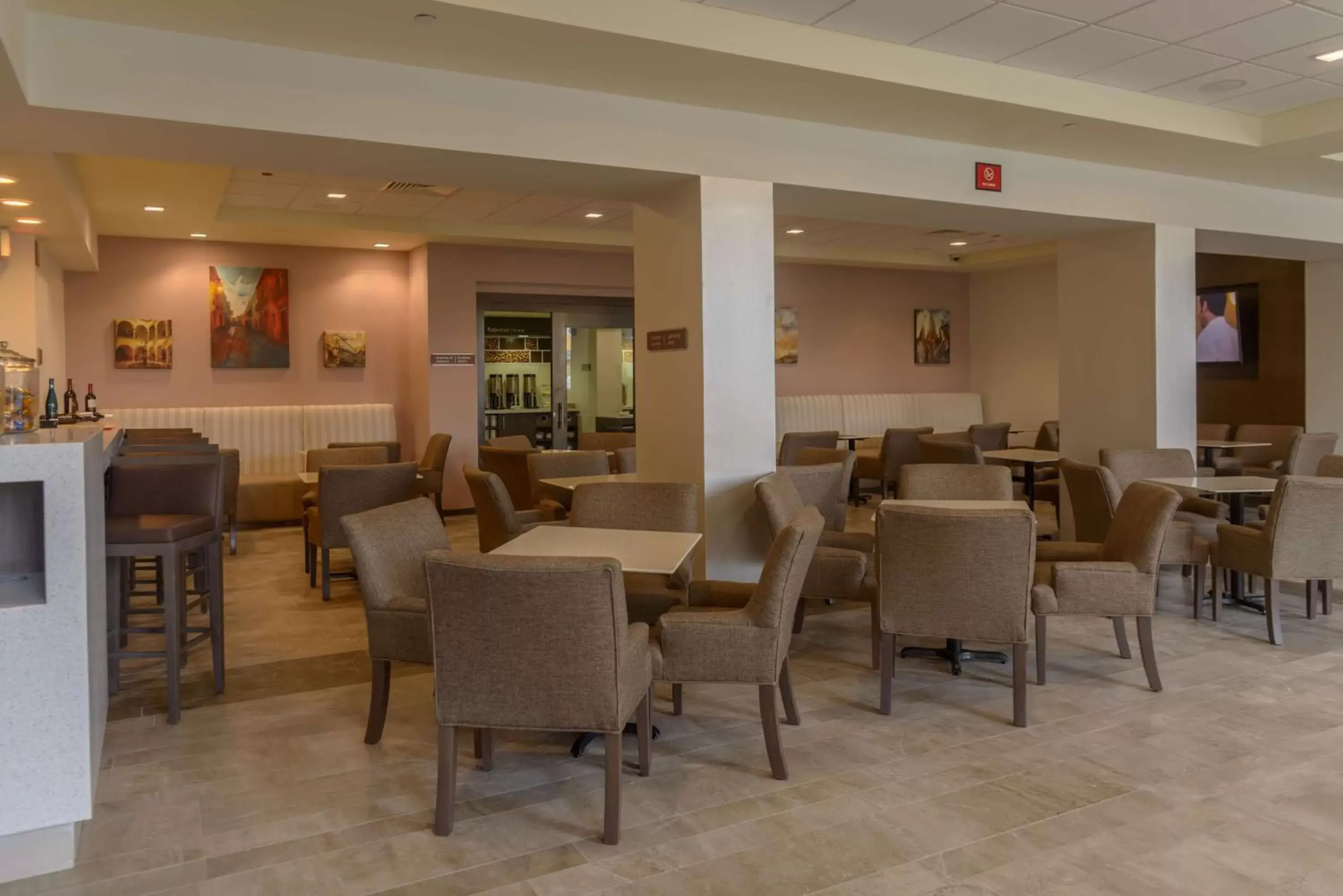 Dining area, Restaurant/Places to Eat in Hampton Inn Zacatecas