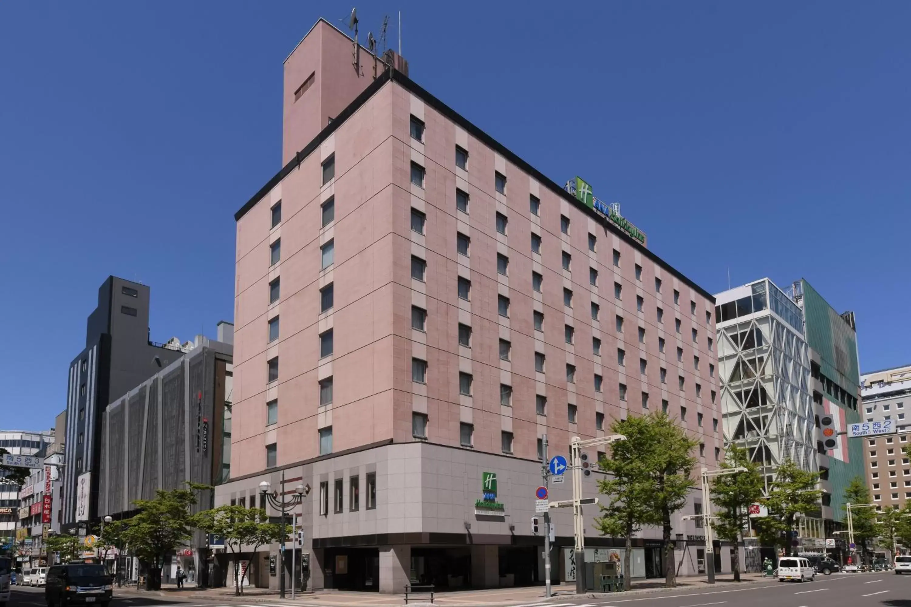 Property building in ANA Holiday Inn Sapporo Susukino, an IHG Hotel