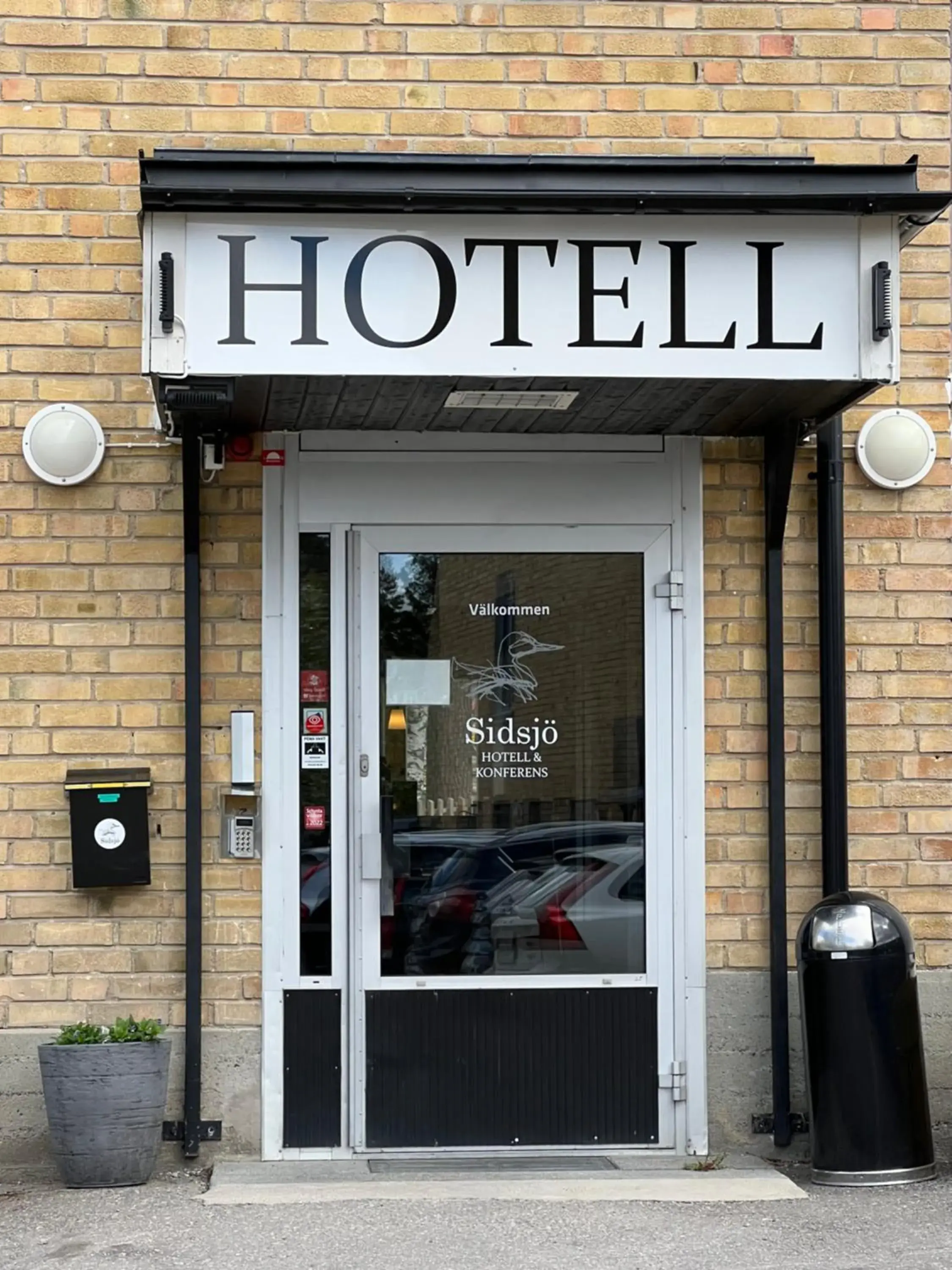 Facade/entrance in Sidsjö Hotell & Konferens
