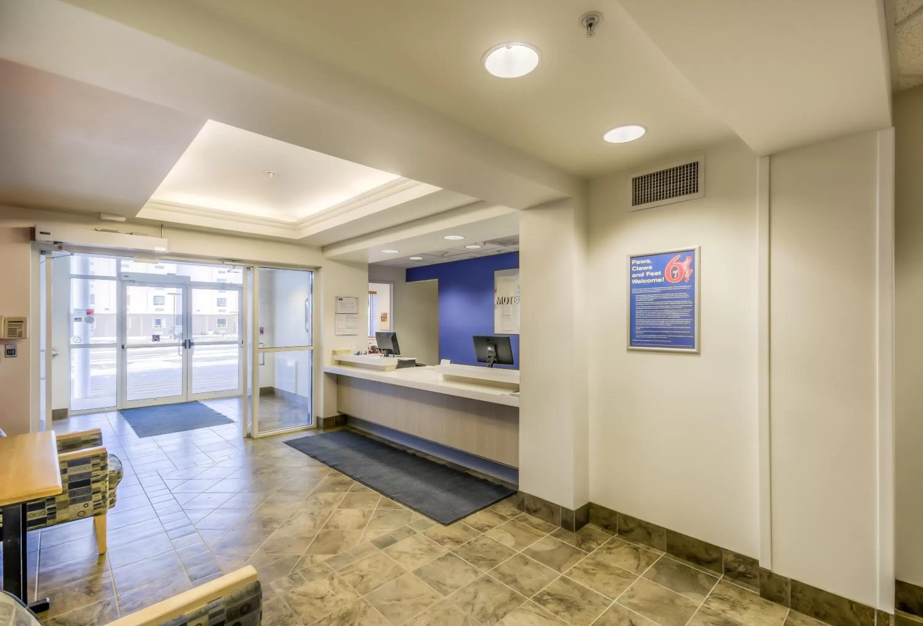 Lobby or reception, Lobby/Reception in Motel 6-Estevan, SK